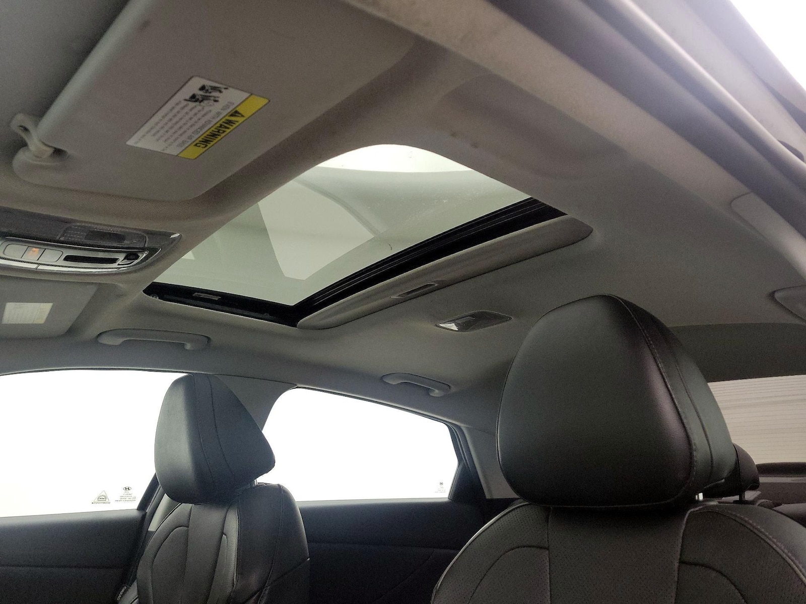 Sunroof(s) & Overhead Airbags