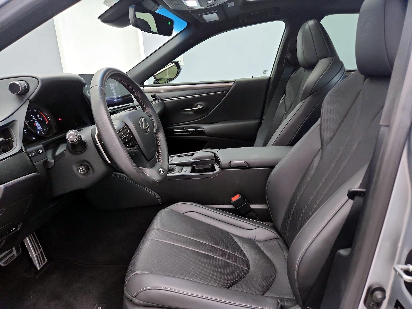 2022 Lexus ES F SPORT - Photo 12