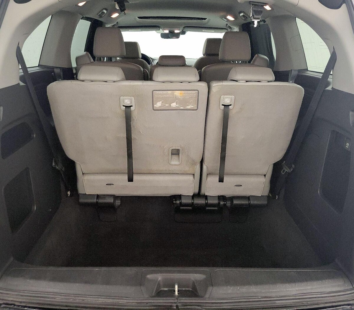 Trunk/Cargo (Seats Up)