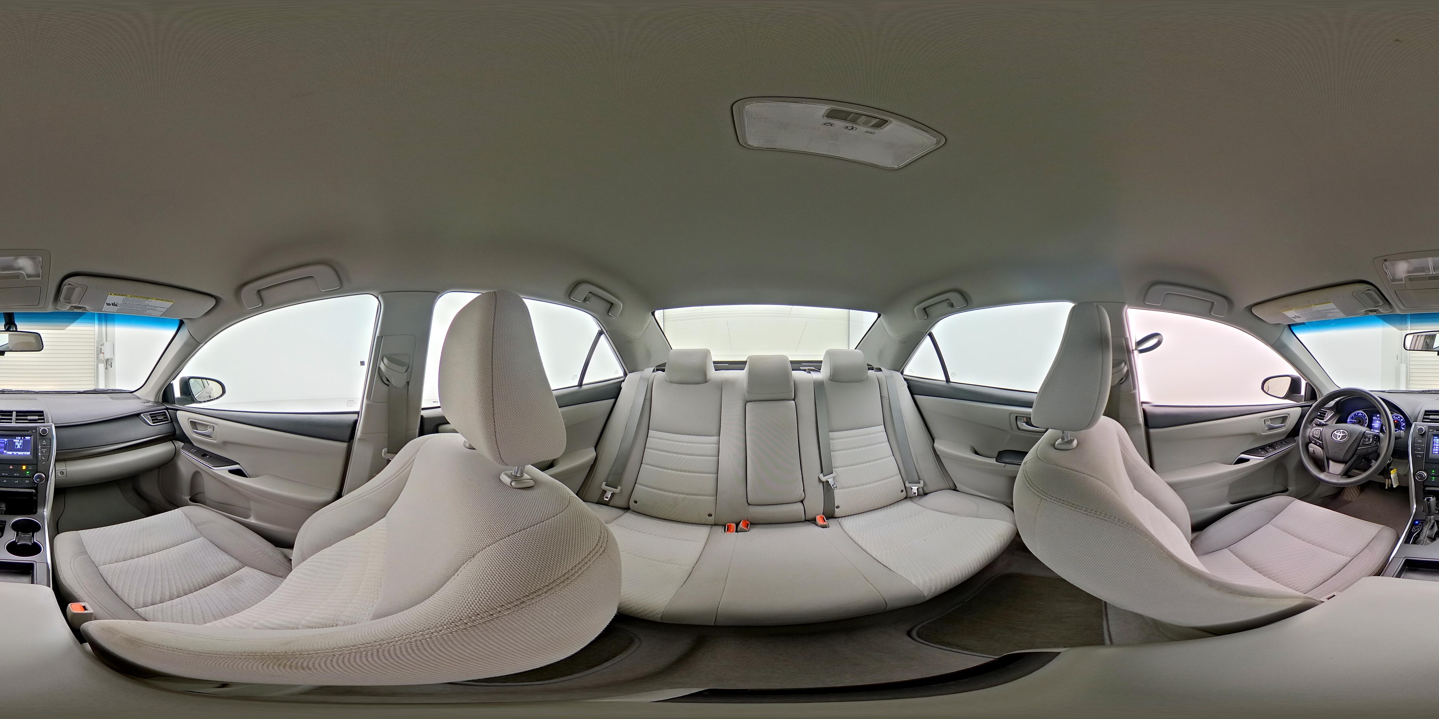 2017 Toyota Camry LE - Photo 25