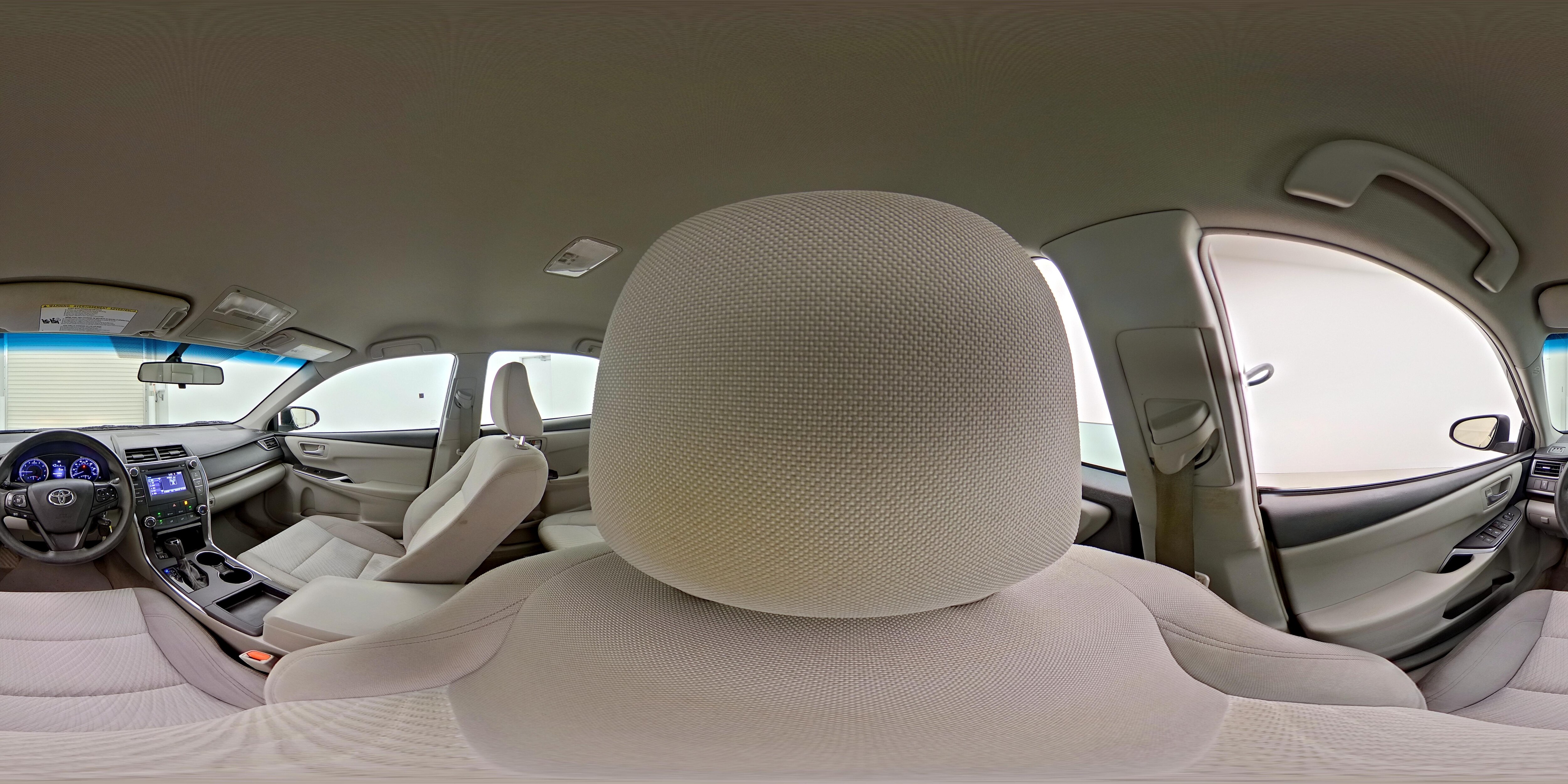 2017 Toyota Camry LE - Photo 27
