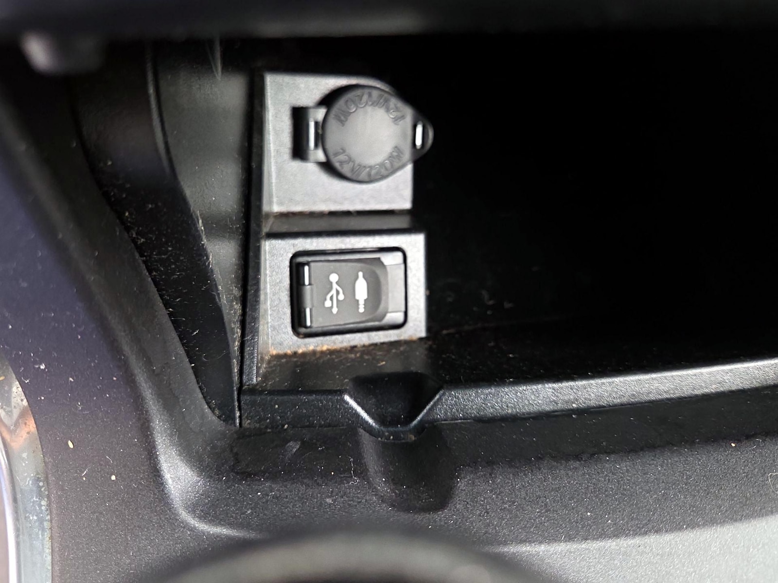 2017 Toyota Camry LE - Photo 19