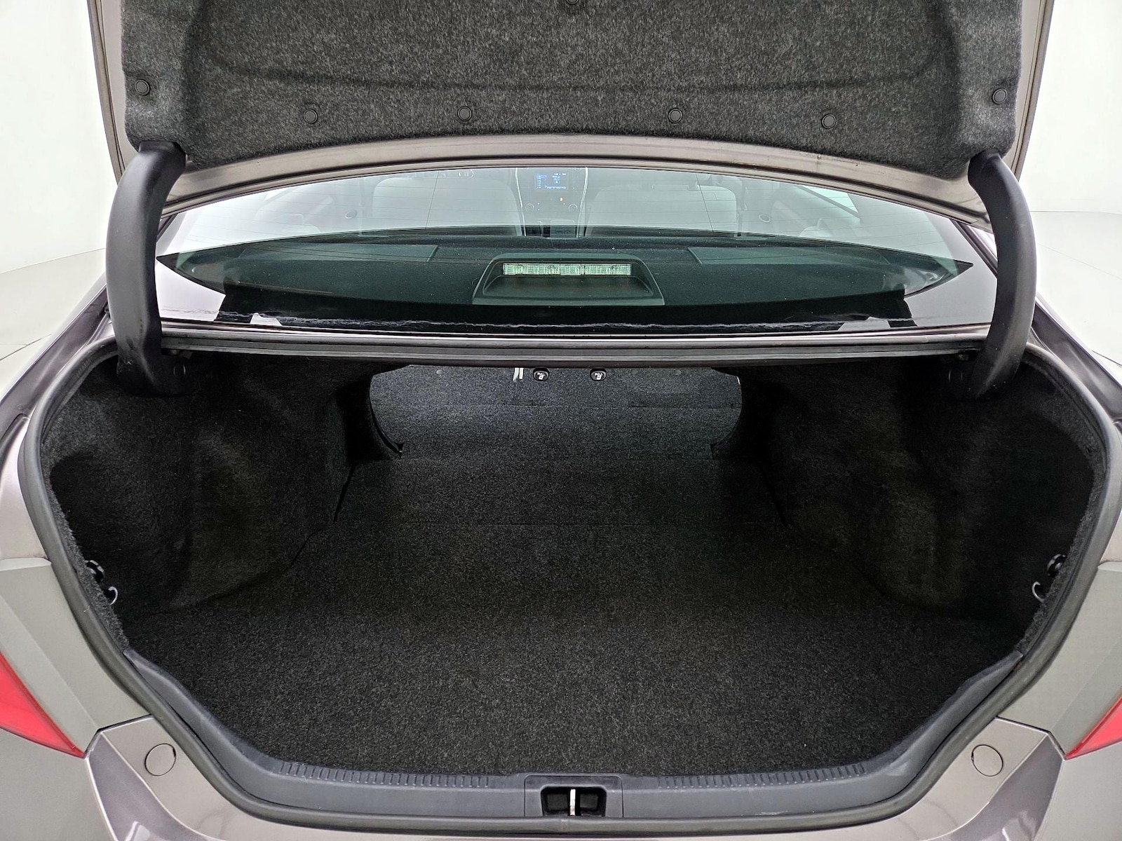 2017 Toyota Camry LE - Photo 22