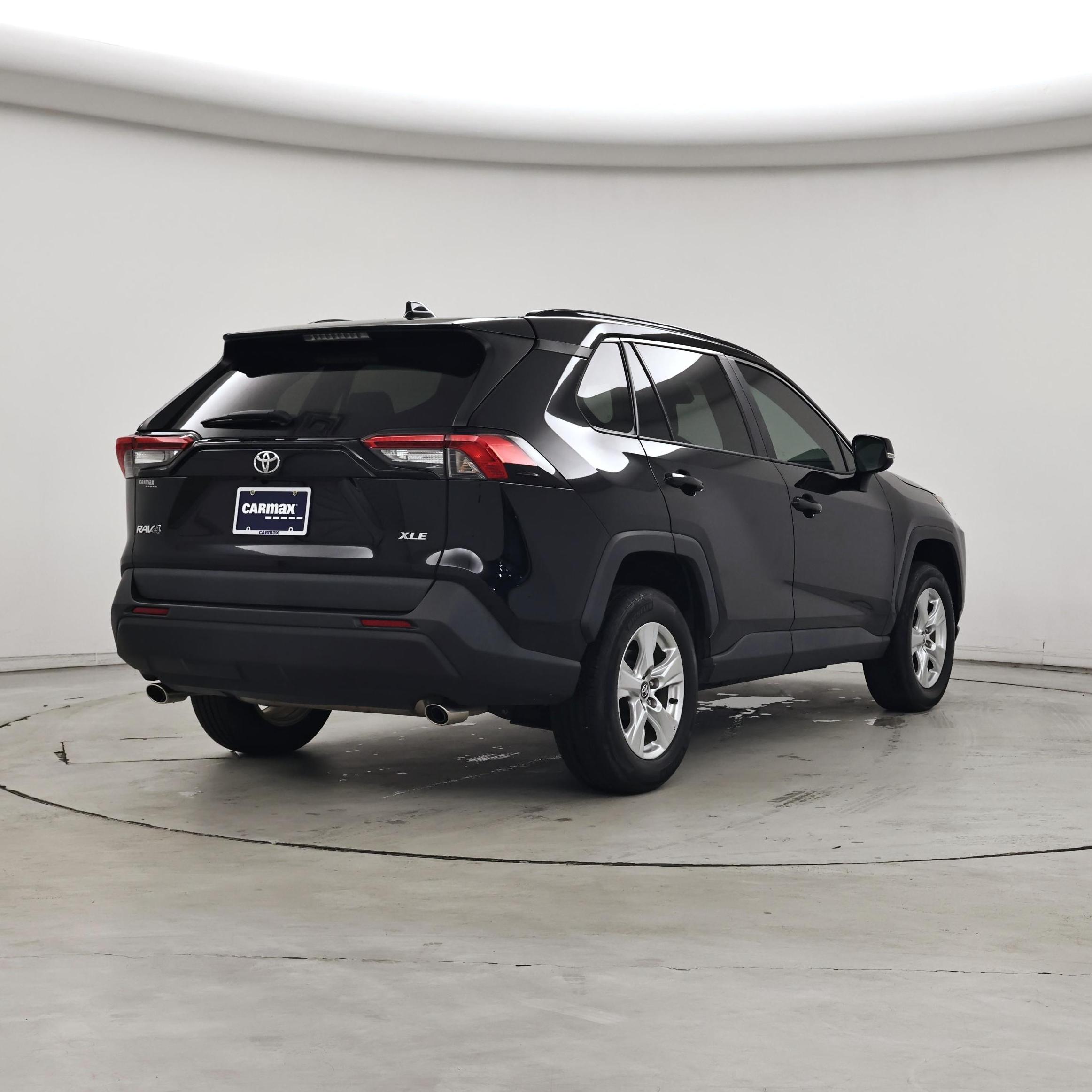 Thumbnail: 2020 Toyota RAV4 - 8