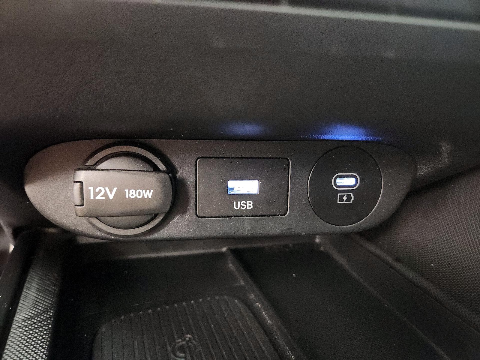 2025 Hyundai Elantra N - Photo 20