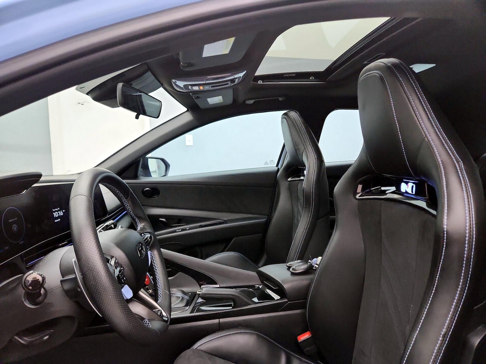 2025 Hyundai Elantra N - Photo 21