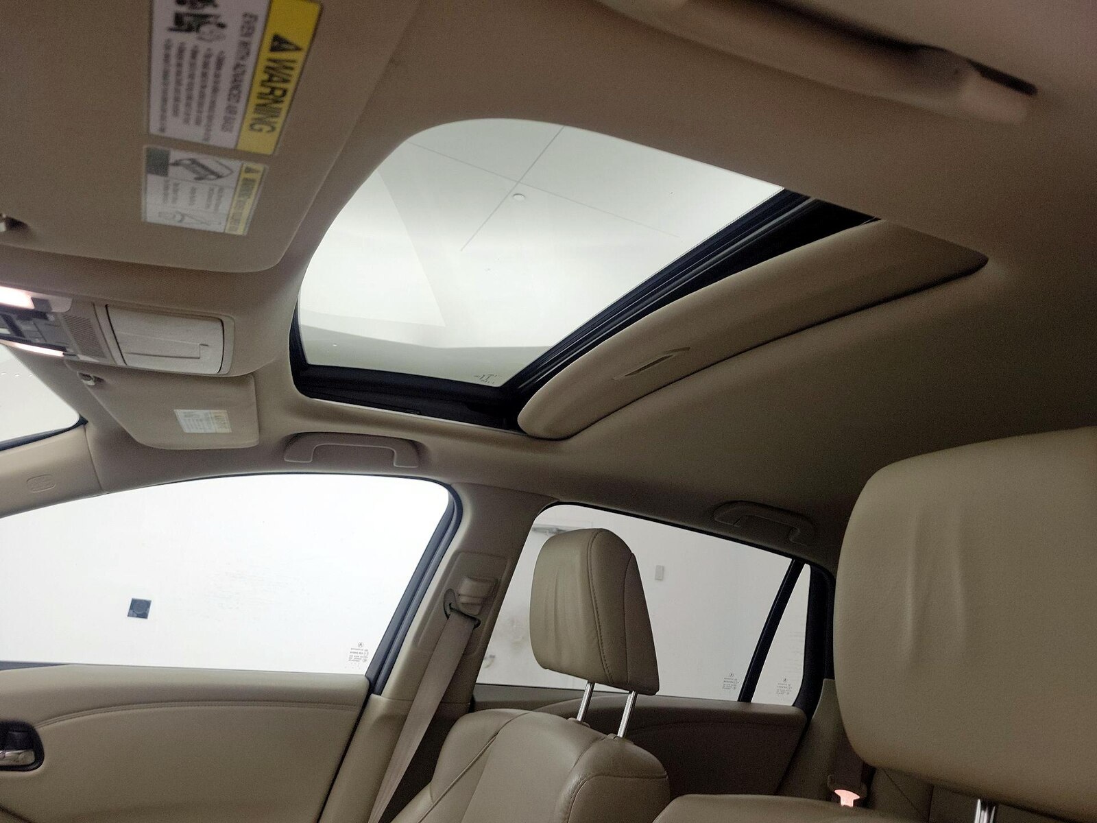 Sunroof(s) & Overhead Airbags