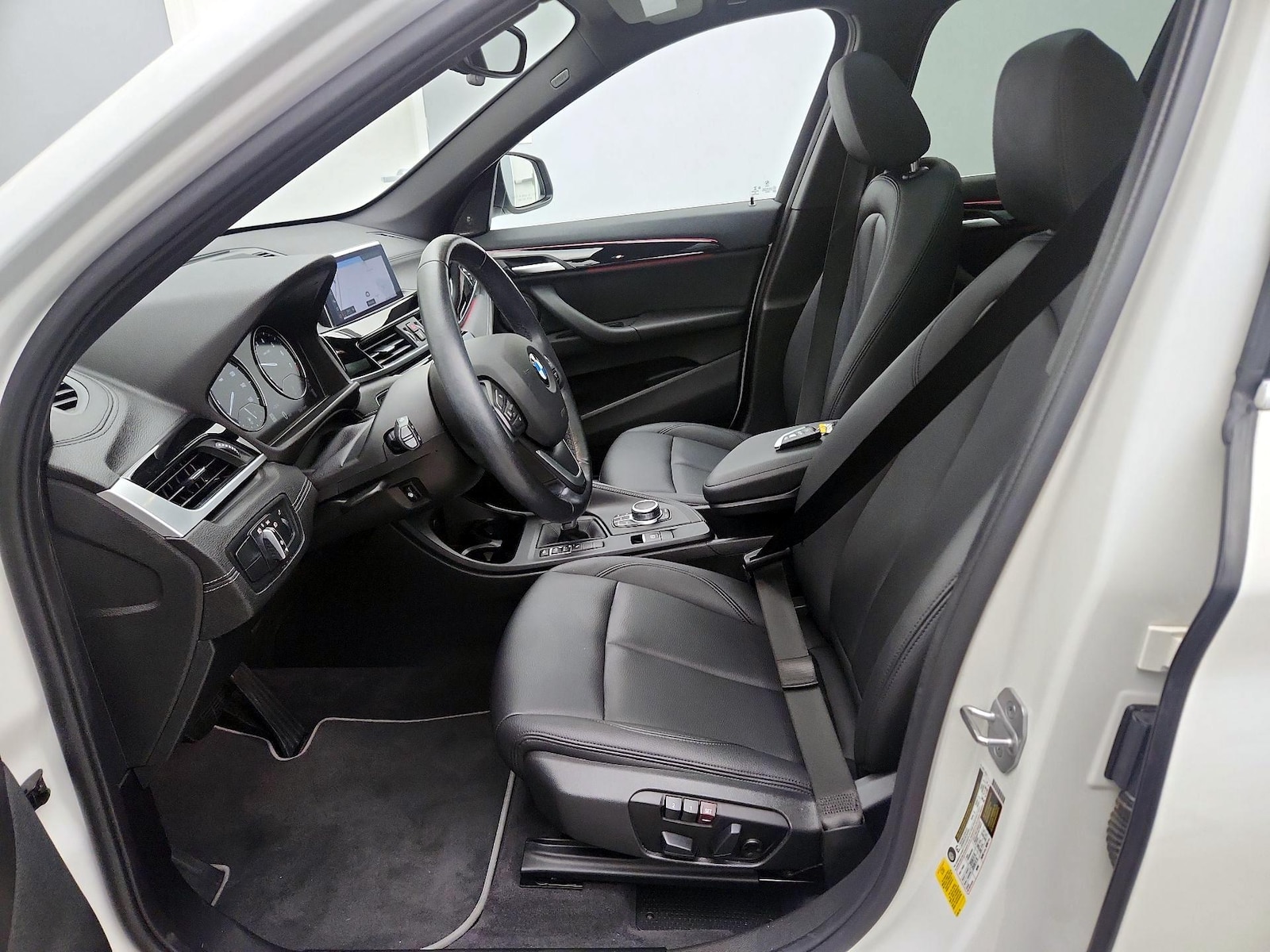 2021 BMW X1 28i - Photo 12