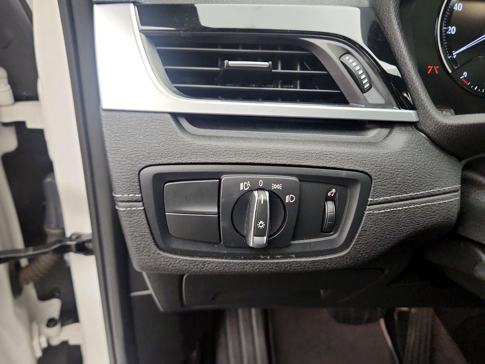 2021 BMW X1 28i - Photo 14