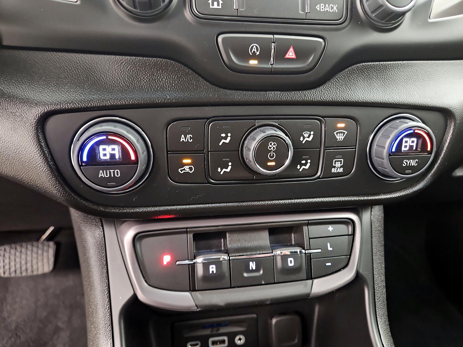 Thumbnail: 2024 GMC Terrain - 16