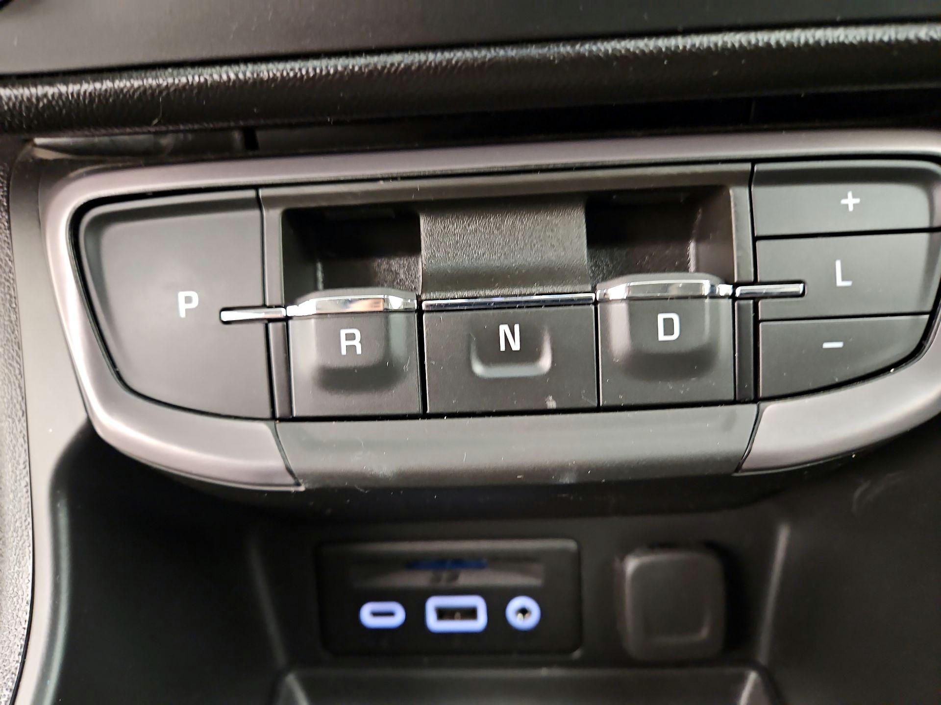 Thumbnail: 2024 GMC Terrain - 17