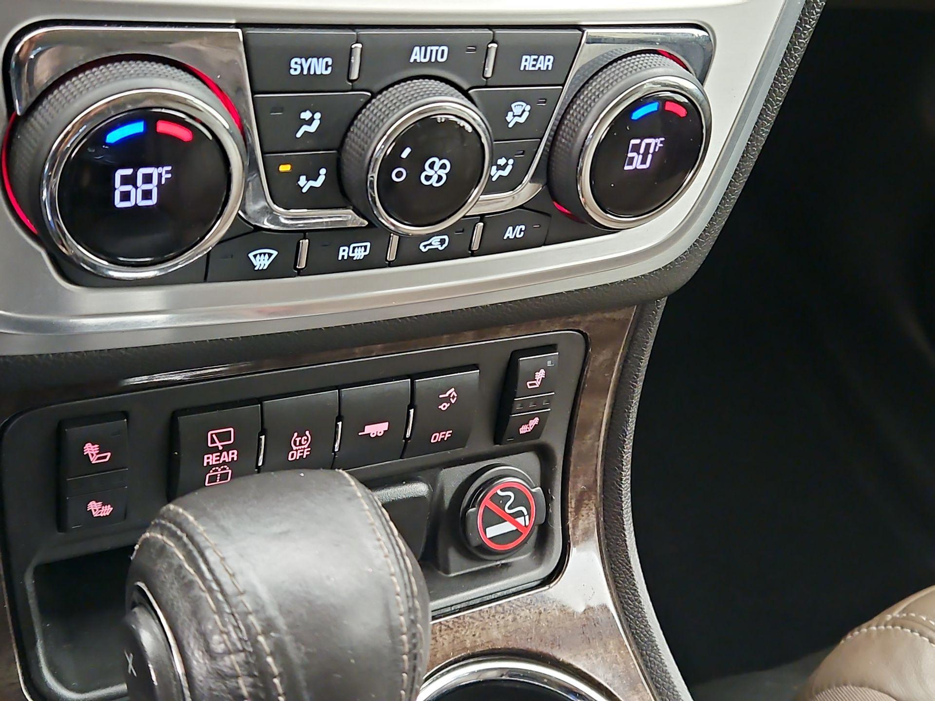 Thumbnail: 2017 GMC Acadia - 17