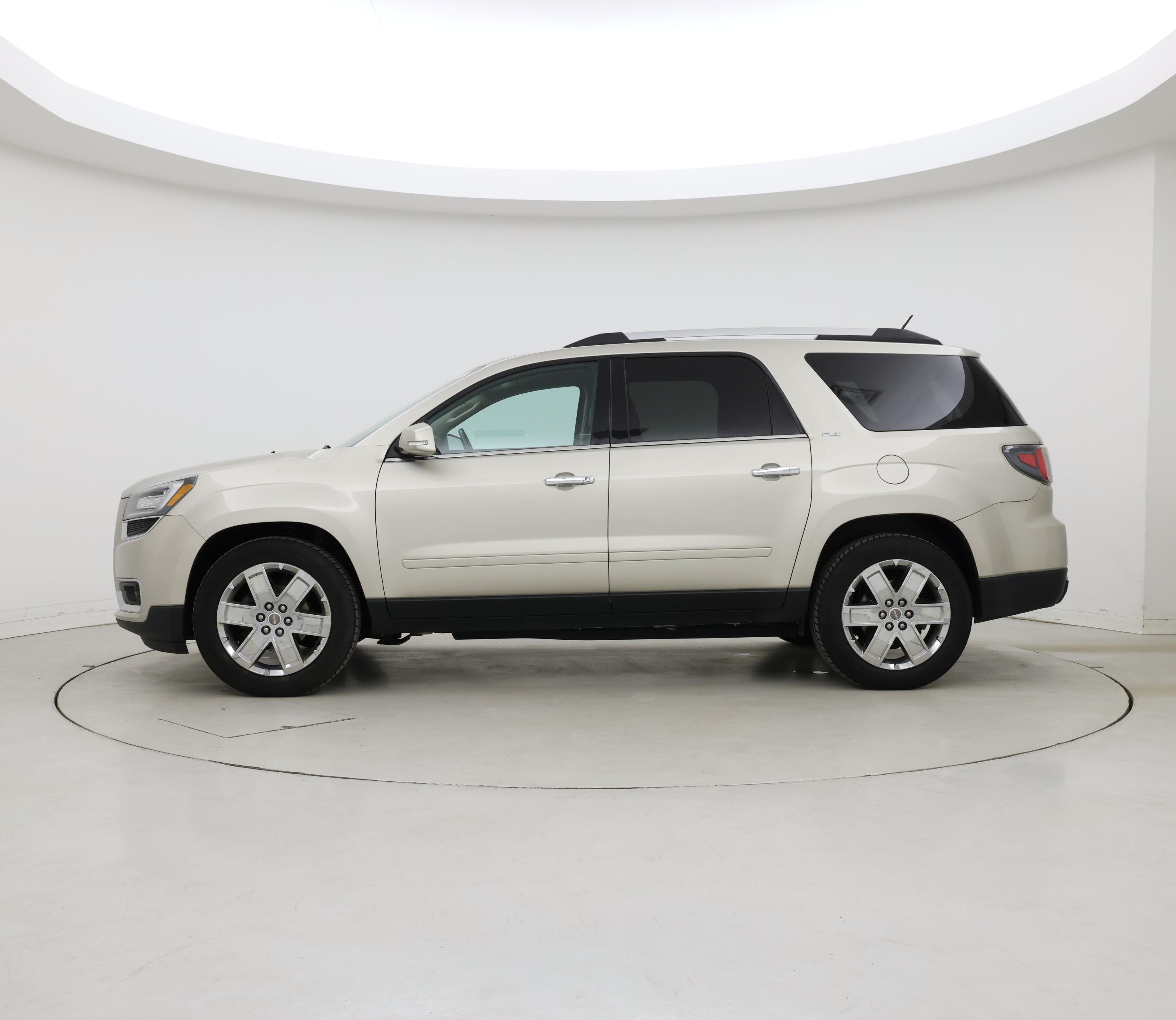 Thumbnail: 2017 GMC Acadia - 3
