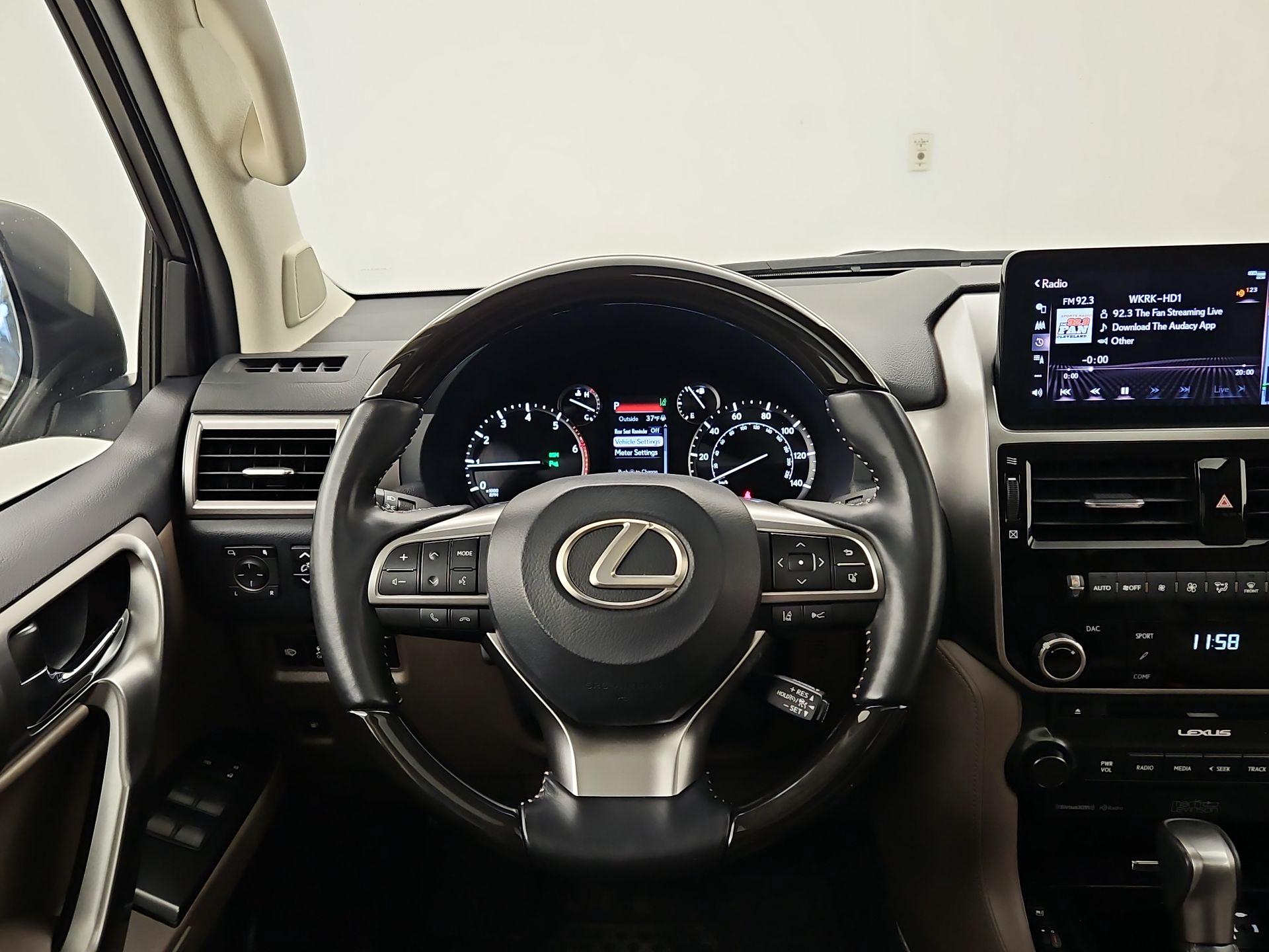 Thumbnail: 2022 Lexus GX - 10