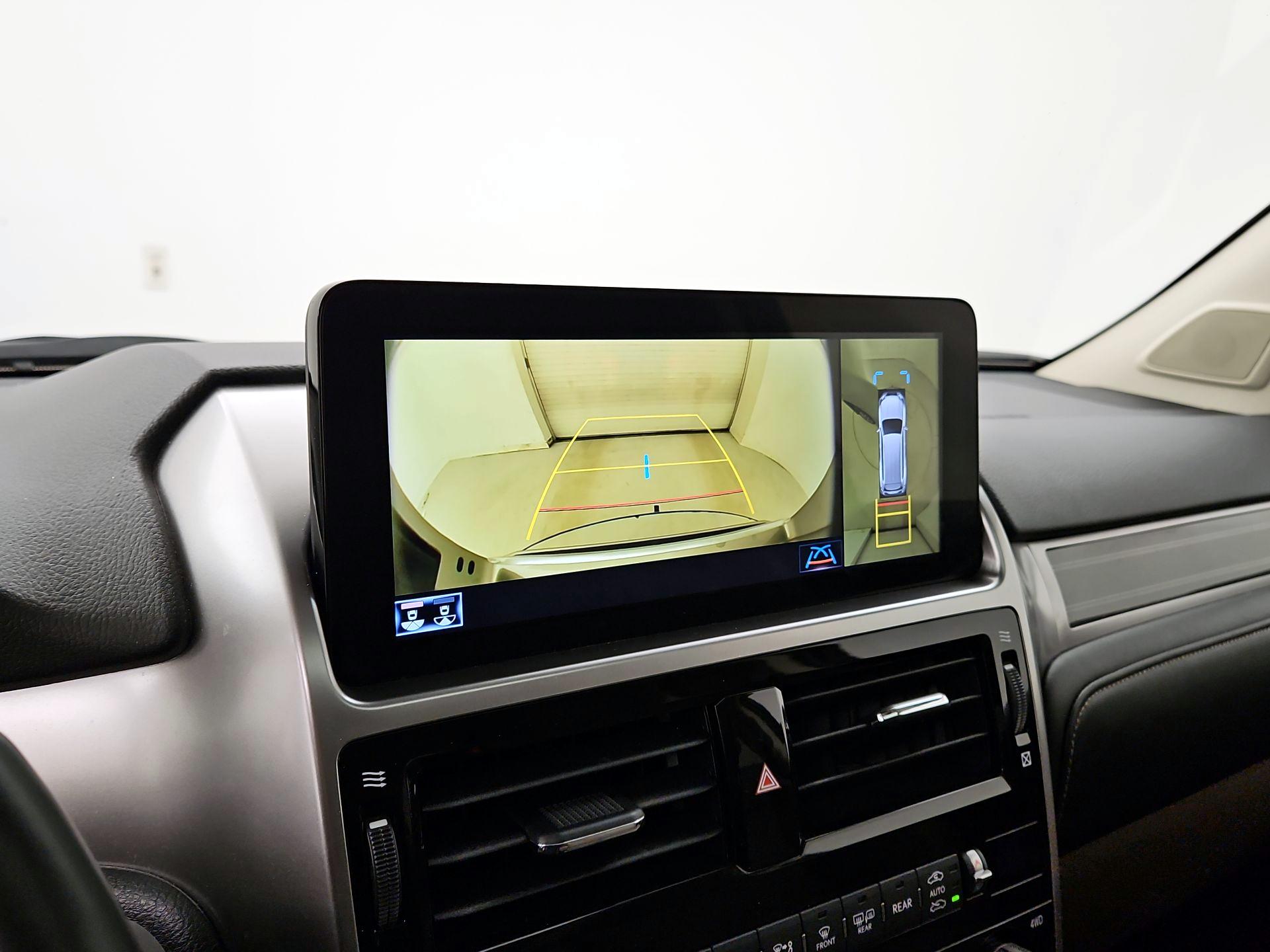 Thumbnail: 2022 Lexus GX - 15