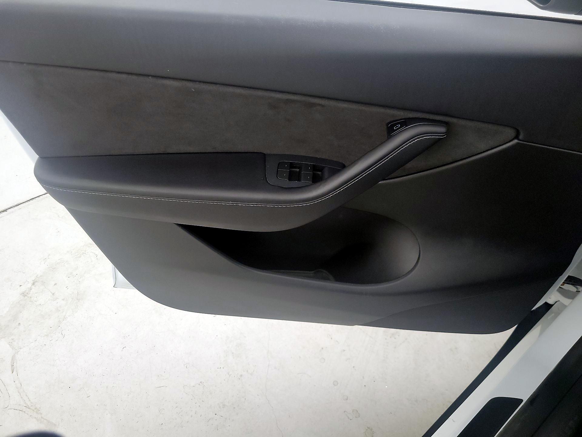 Thumbnail: 2021 Tesla Model Y - 12