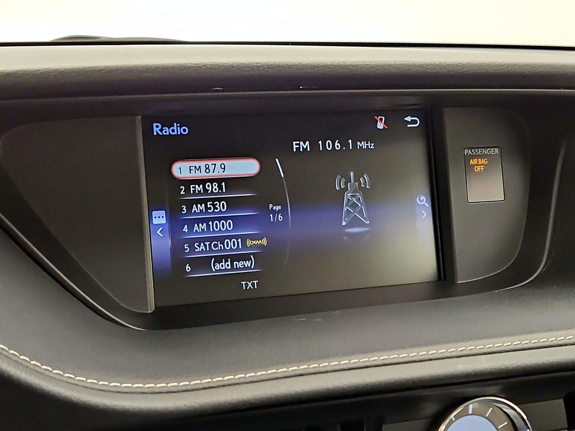 Thumbnail: 2017 Lexus ES - 15