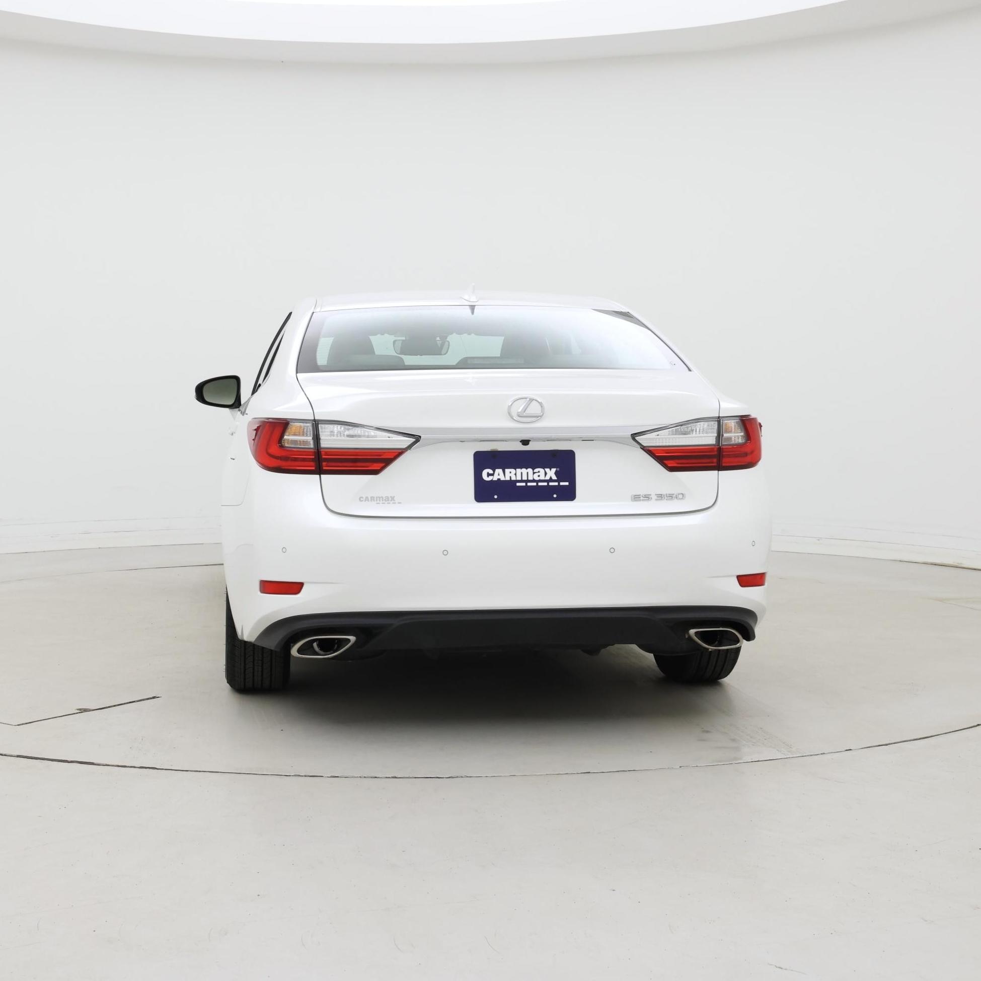 Thumbnail: 2017 Lexus ES - 6