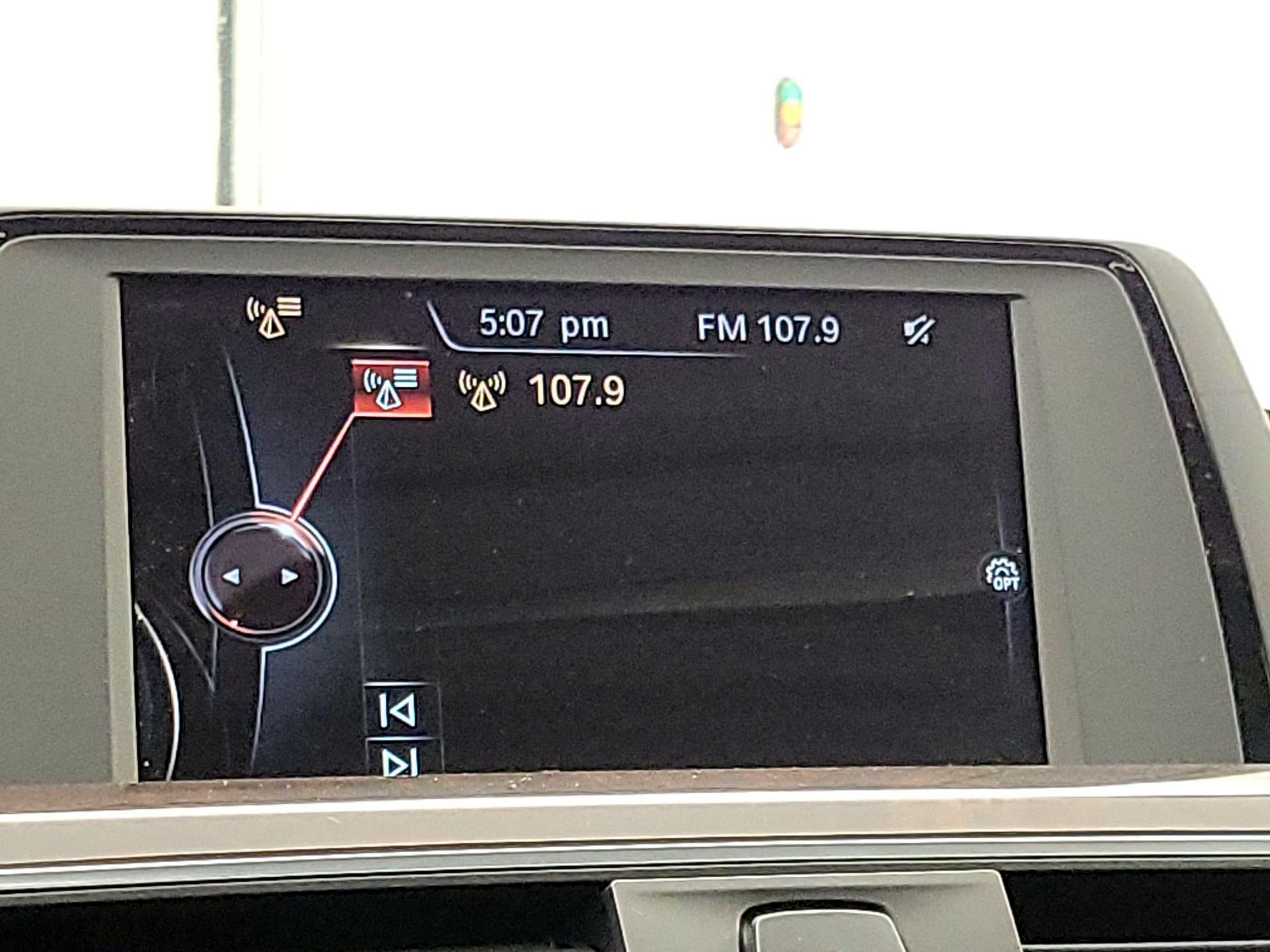 Thumbnail: 2016 BMW 3 Series - 15