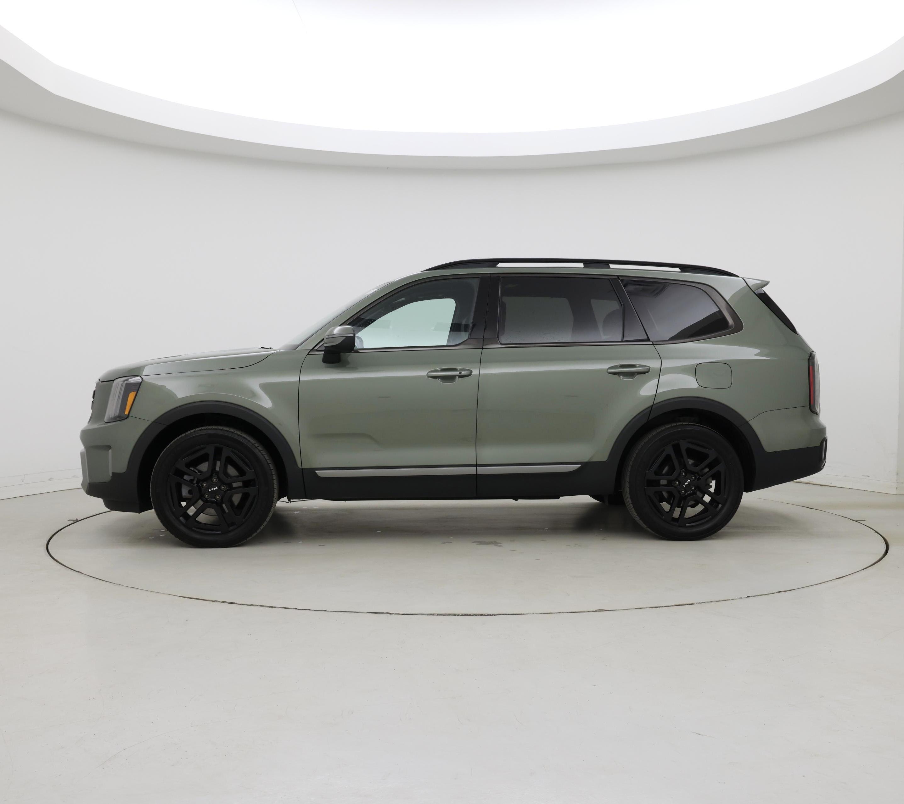 Thumbnail: 2023 Kia Telluride - 3
