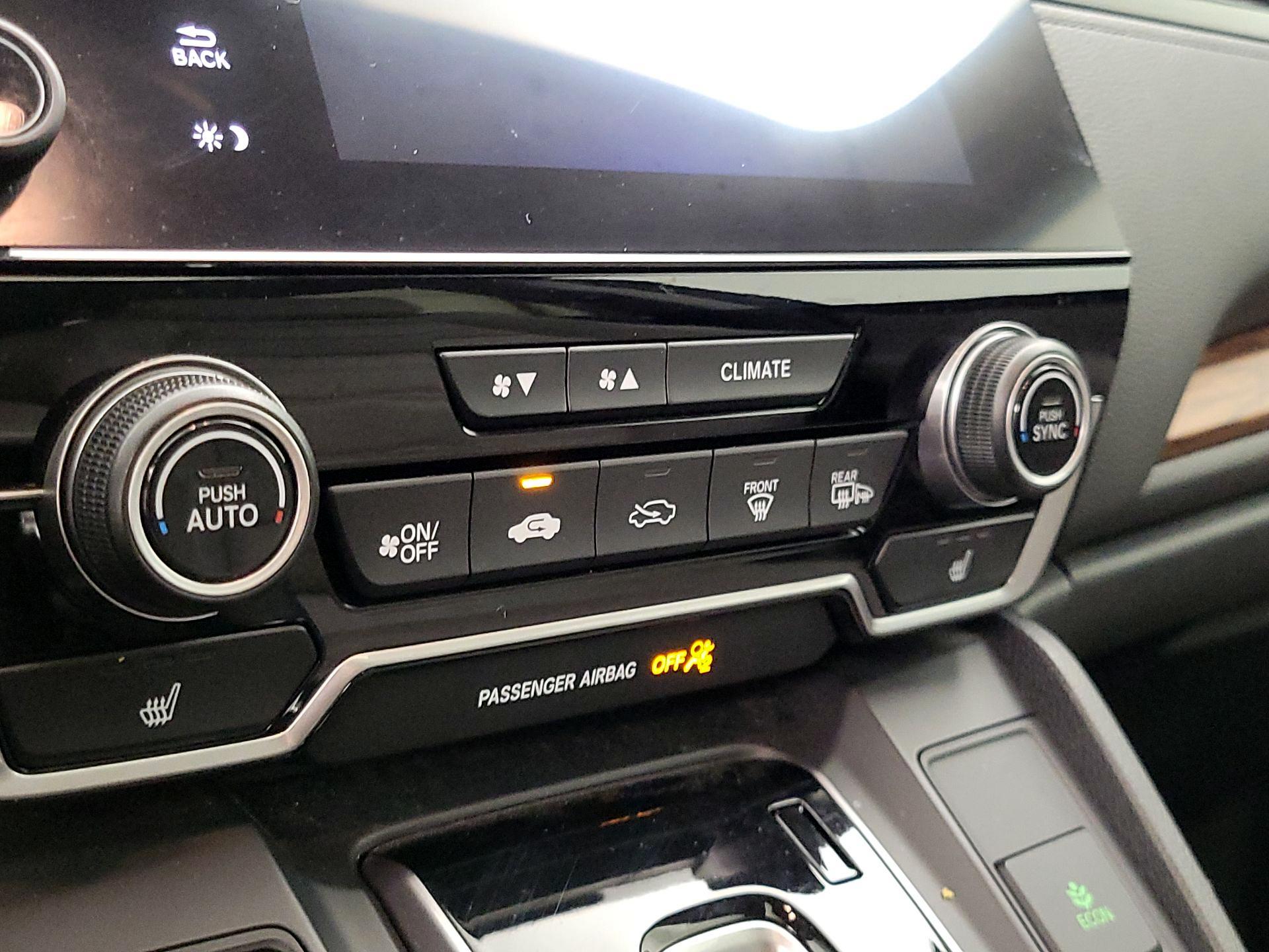 Thumbnail: 2018 Honda CR-V - 16