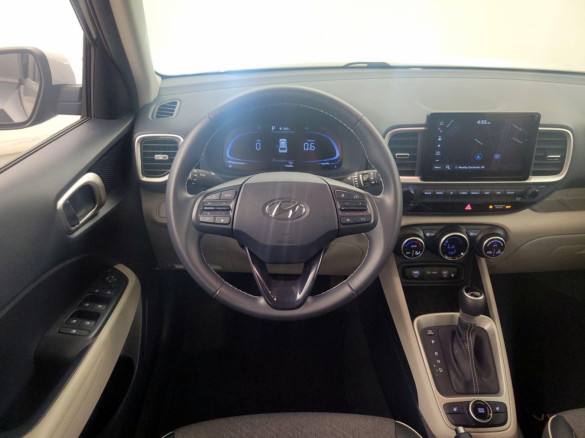 Thumbnail: 2023 Hyundai Venue - 10