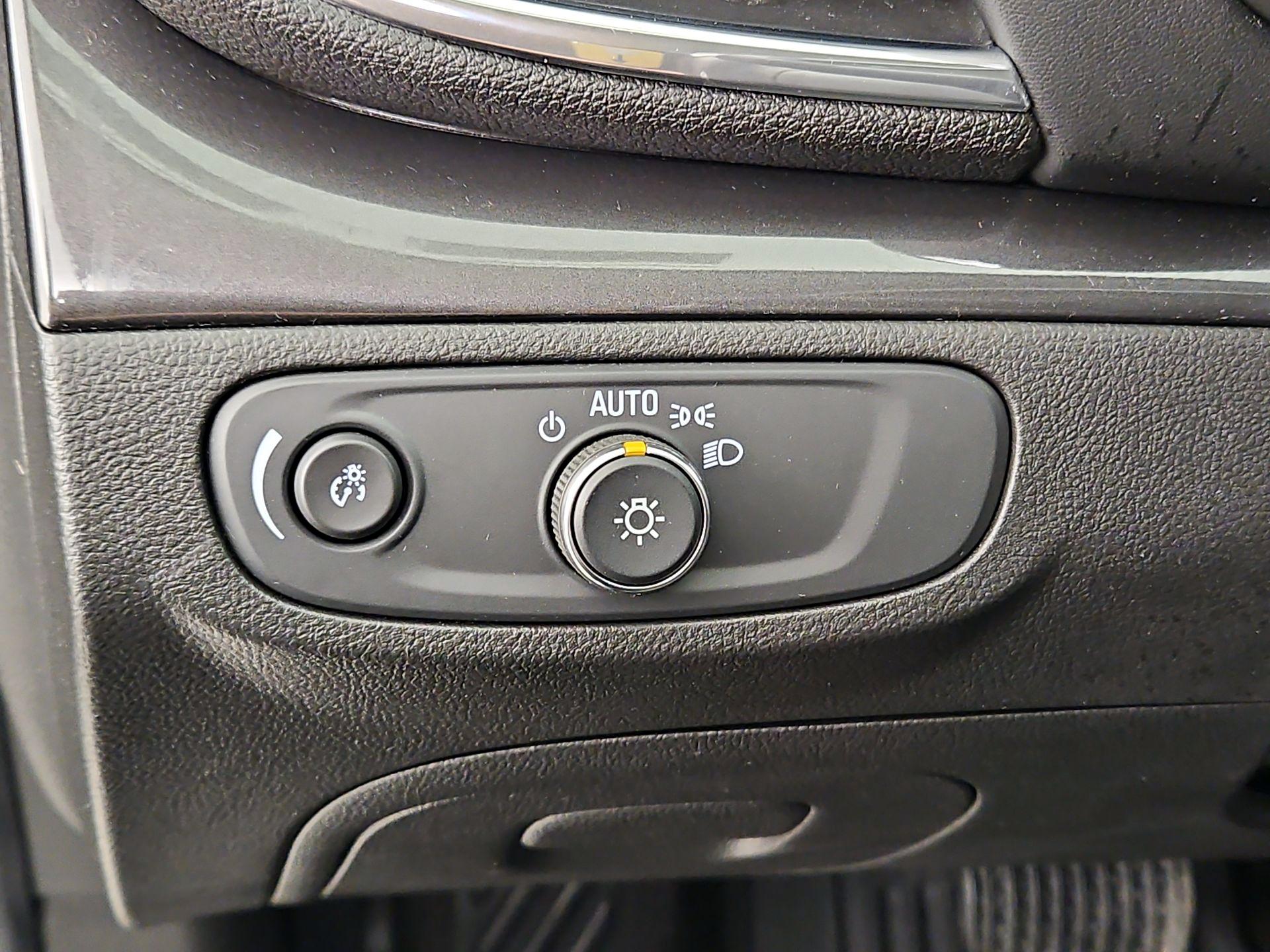 Thumbnail: 2019 Buick Encore - 13