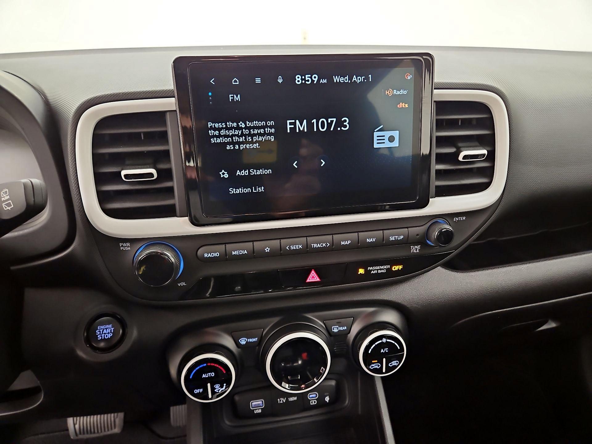 Thumbnail: 2023 Hyundai Venue - 15