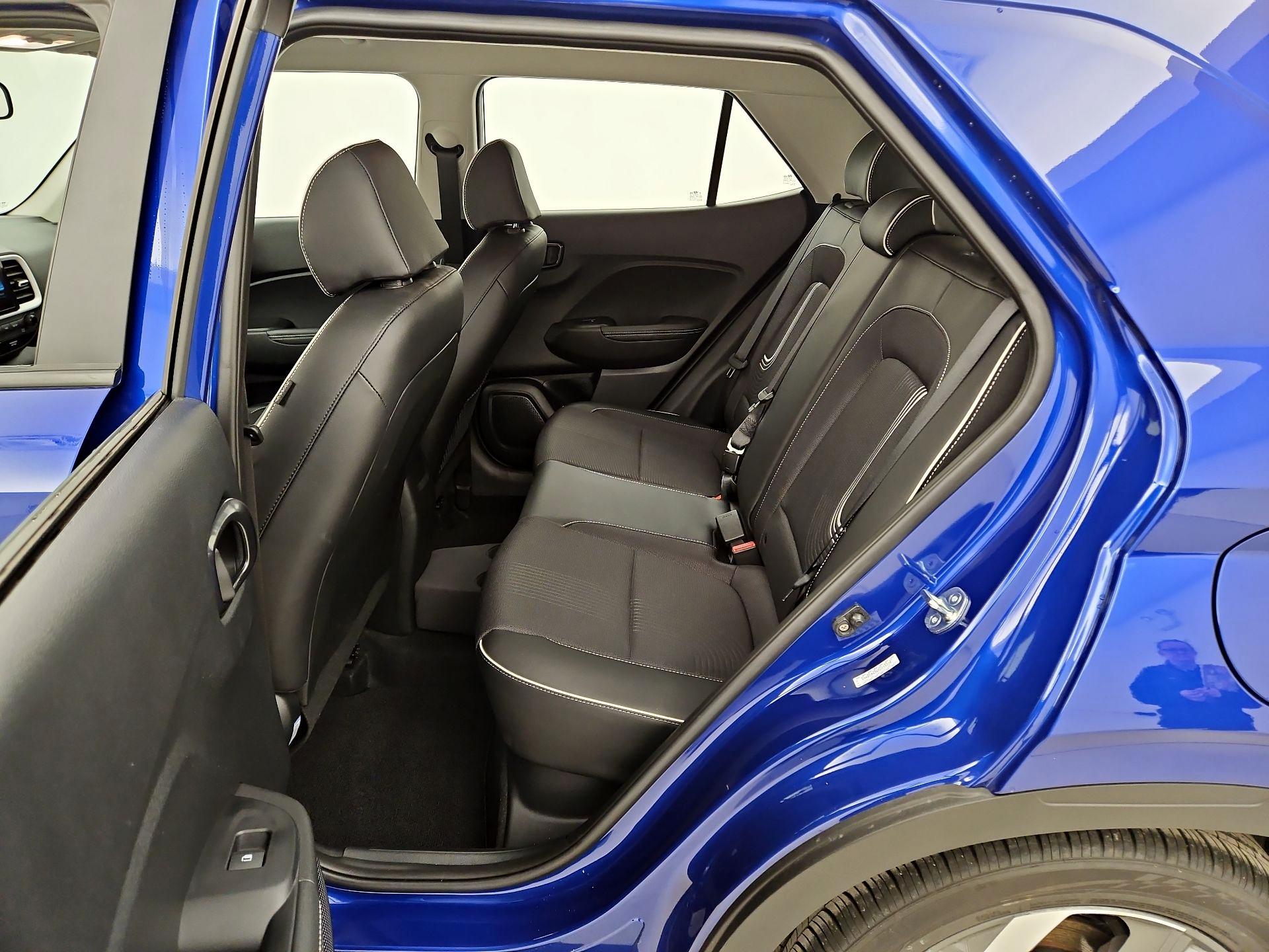 Thumbnail: 2023 Hyundai Venue - 19