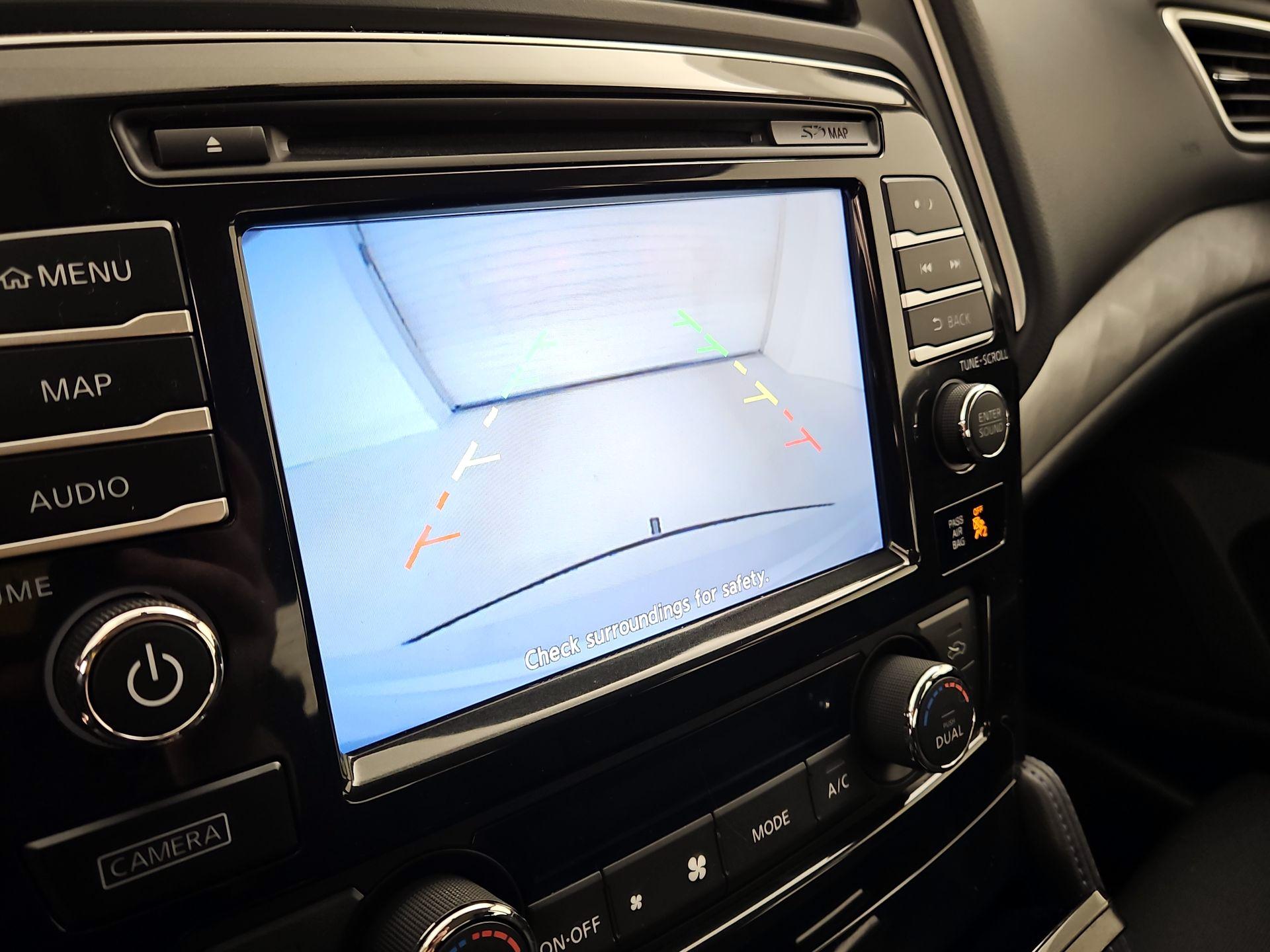 Thumbnail: 2017 Nissan Maxima - 15