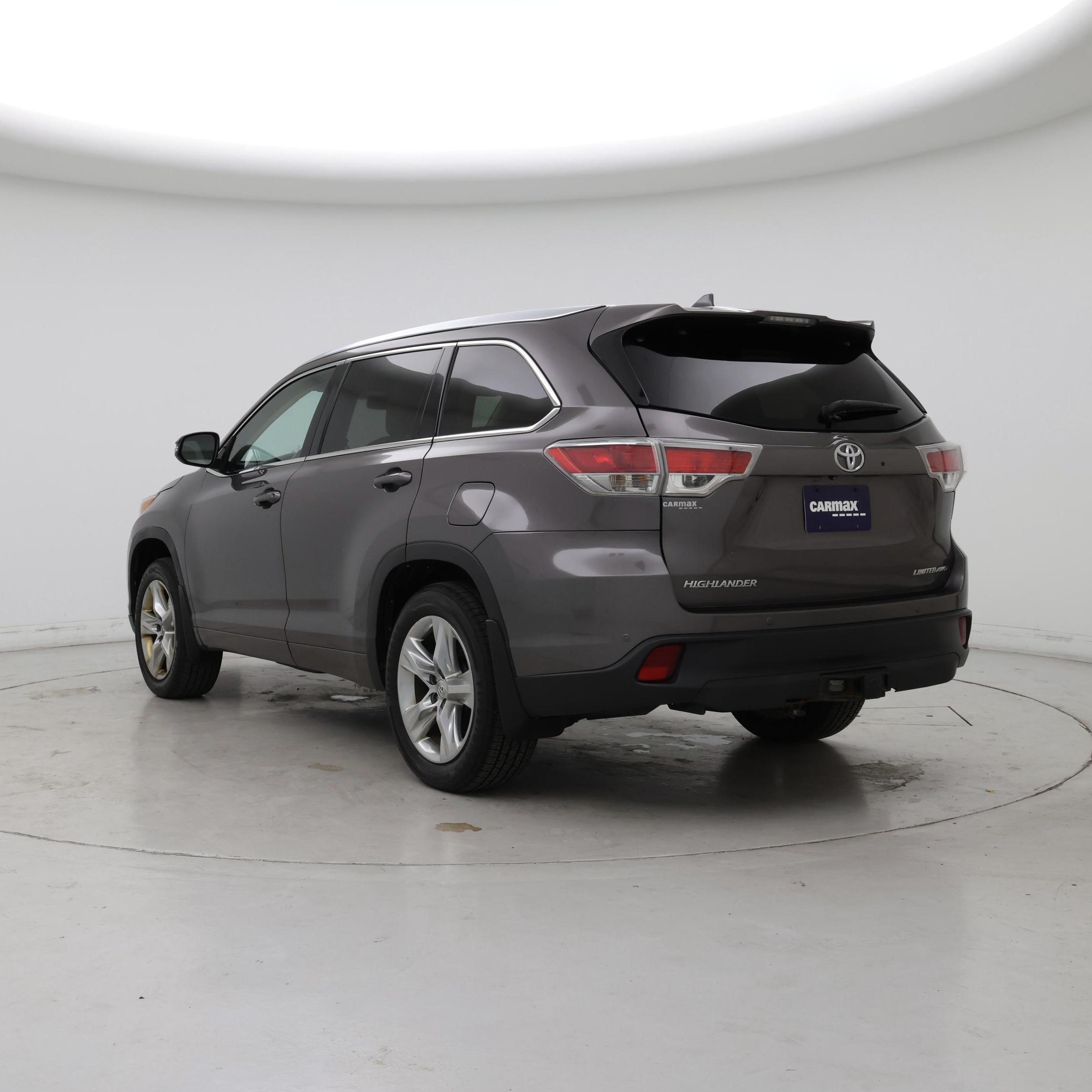 Thumbnail: 2015 Toyota Highlander - 2