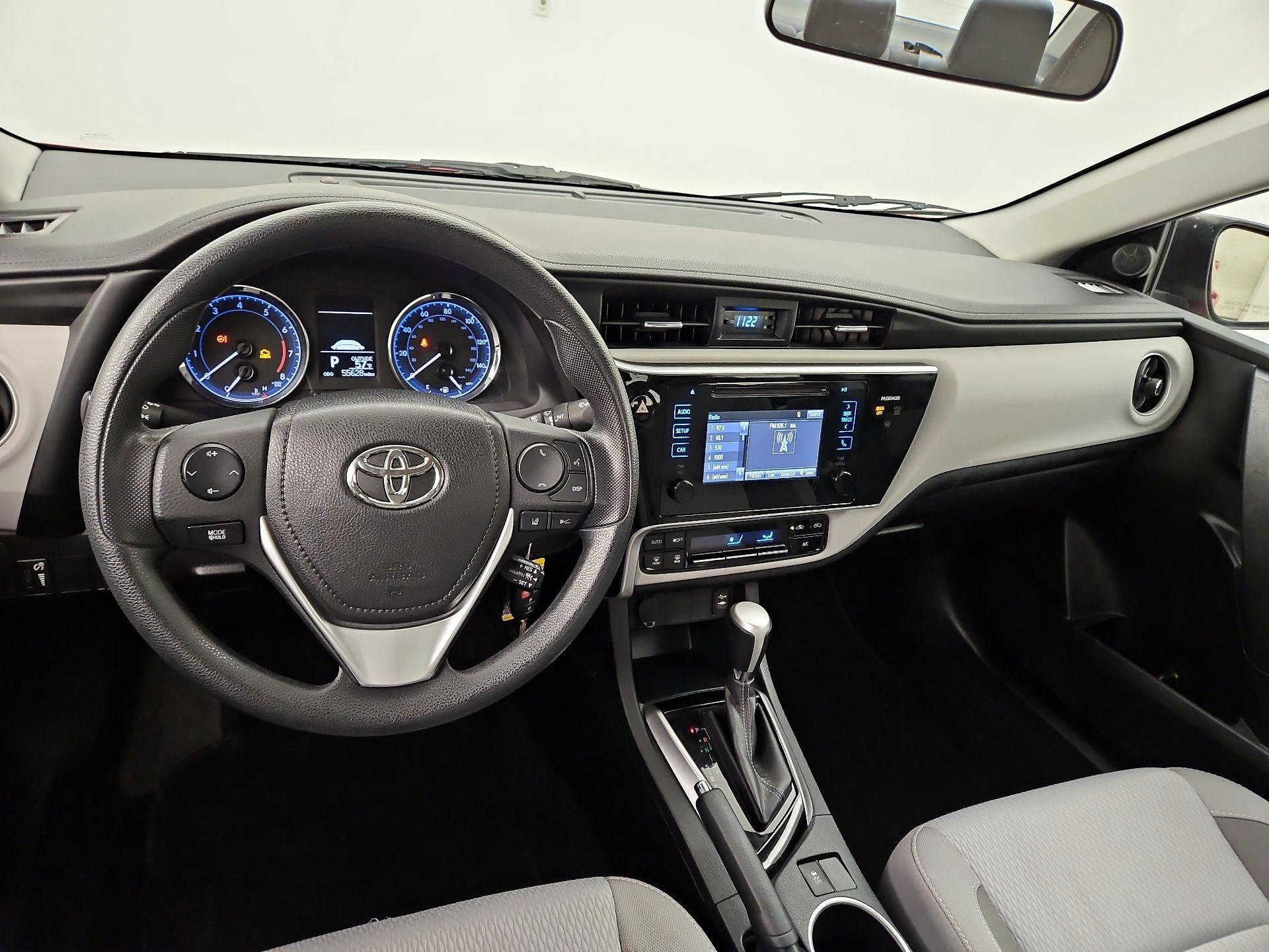 Thumbnail: 2017 Toyota Corolla - 10