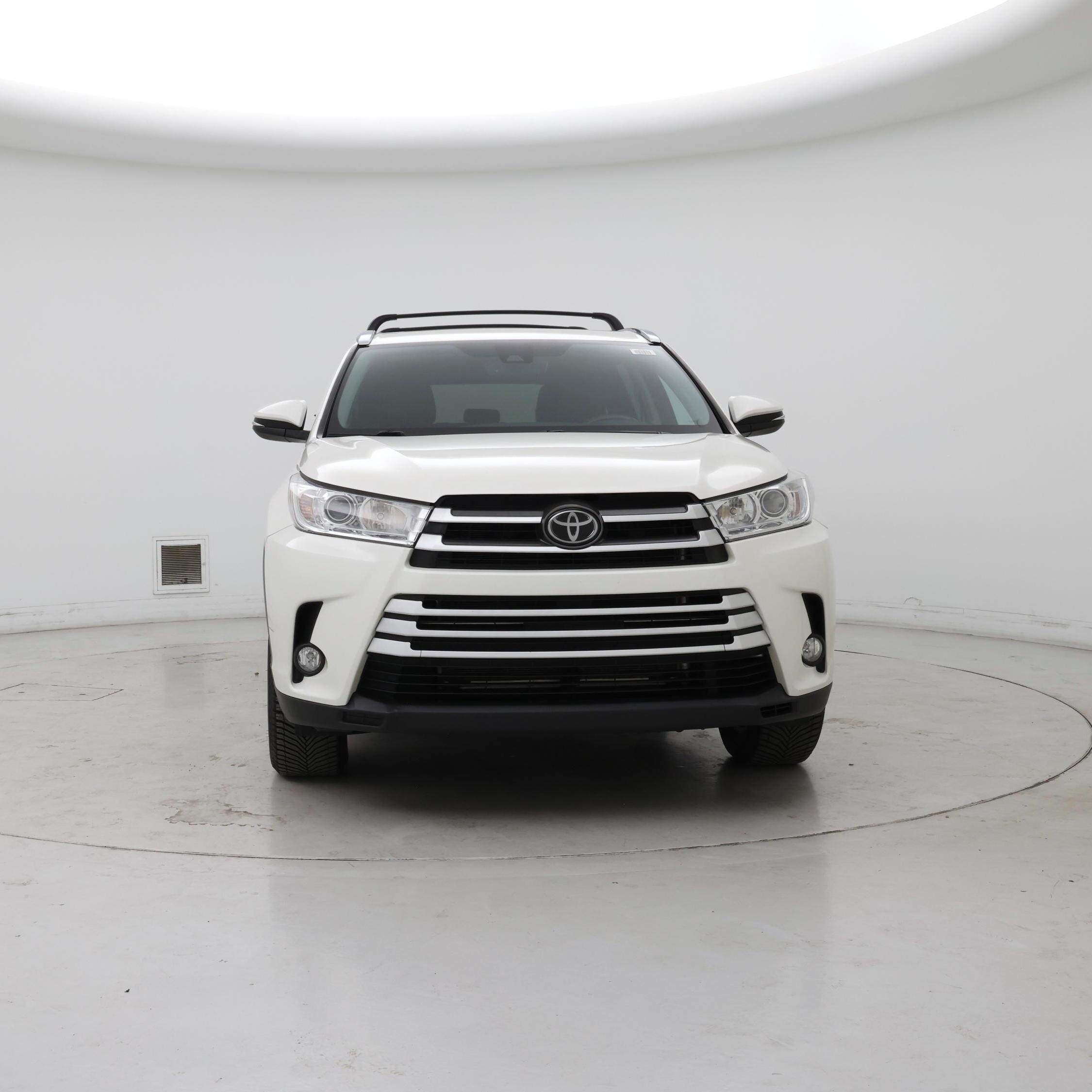 Thumbnail: 2018 Toyota Highlander - 5