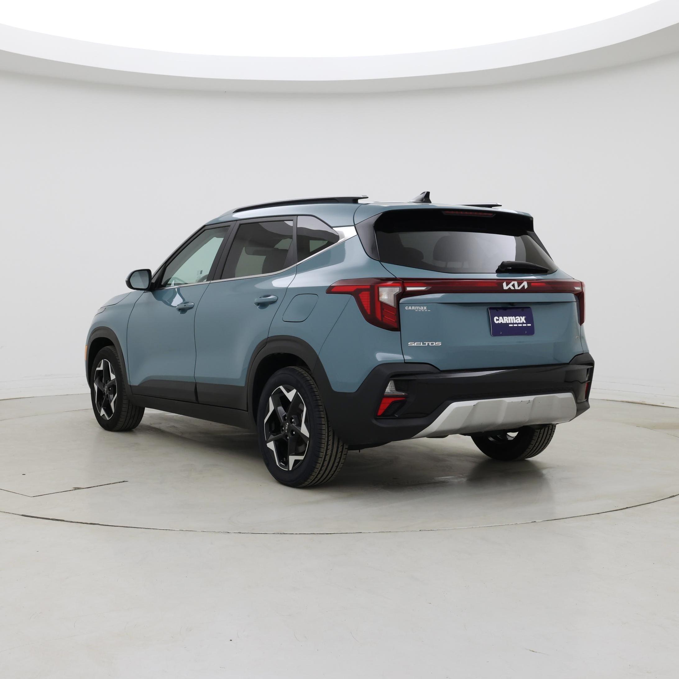 Thumbnail: 2024 Kia Seltos - 2