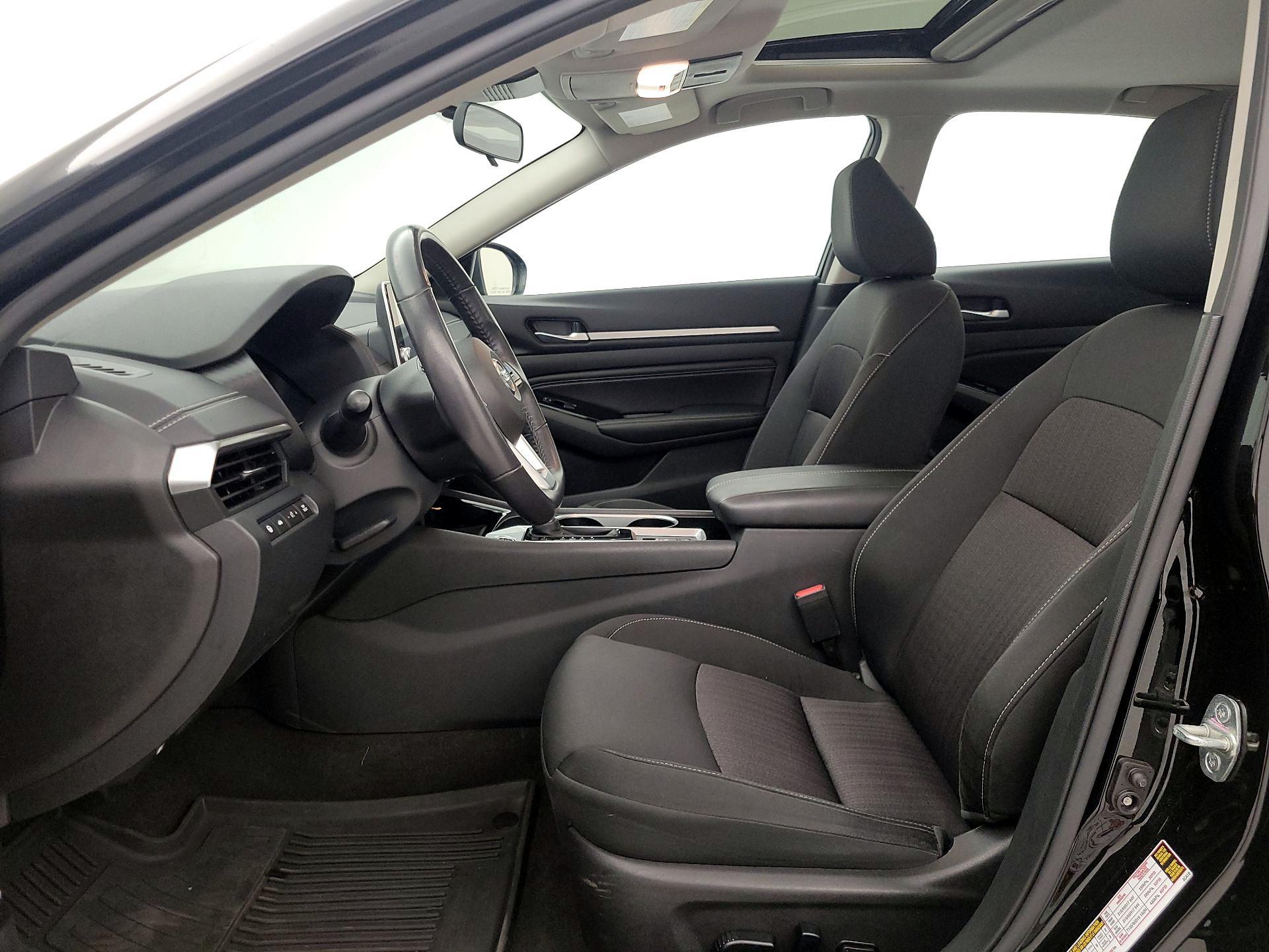 Thumbnail: 2022 Nissan Altima - 11