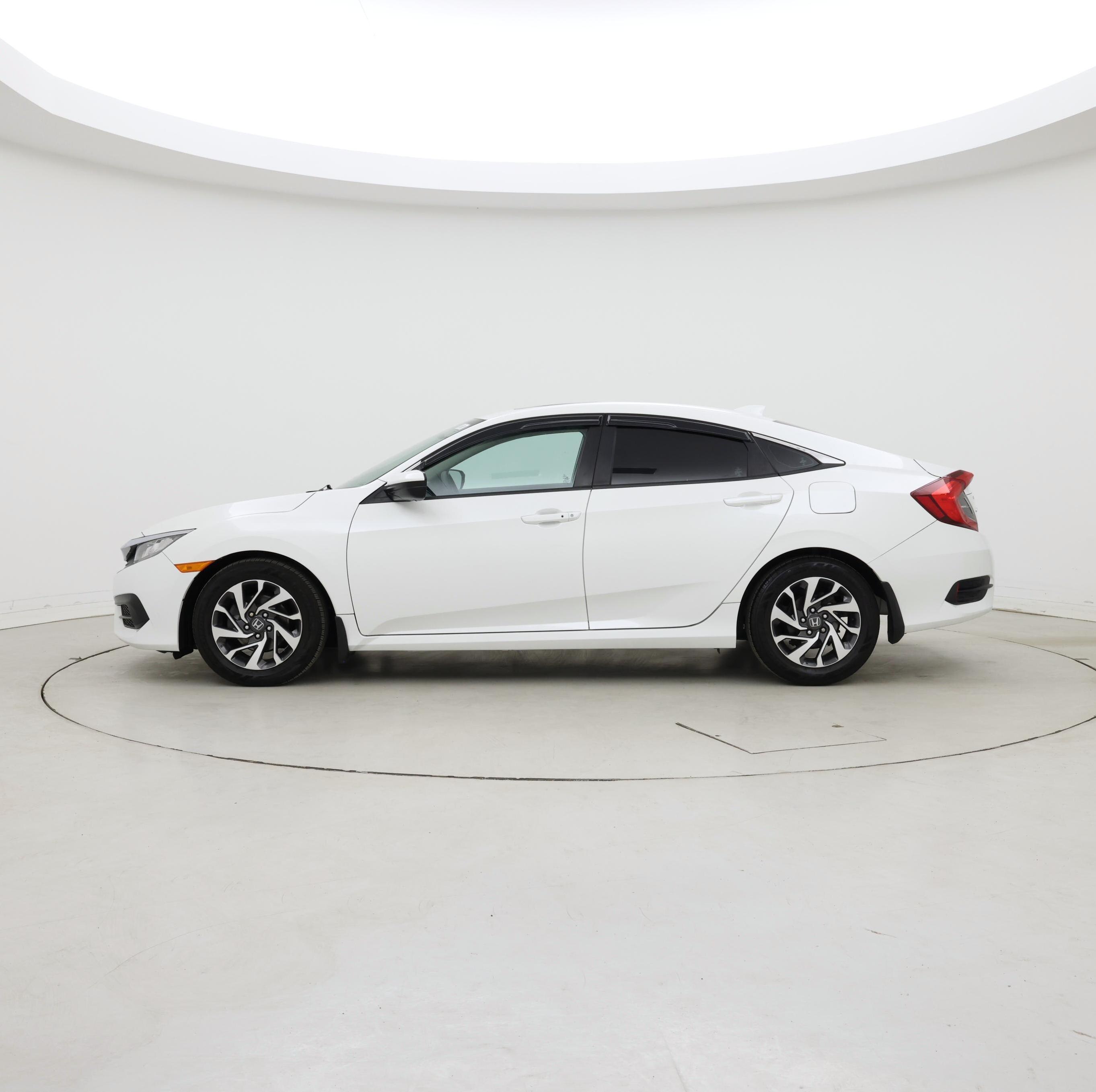 Thumbnail: 2018 Honda Civic - 3