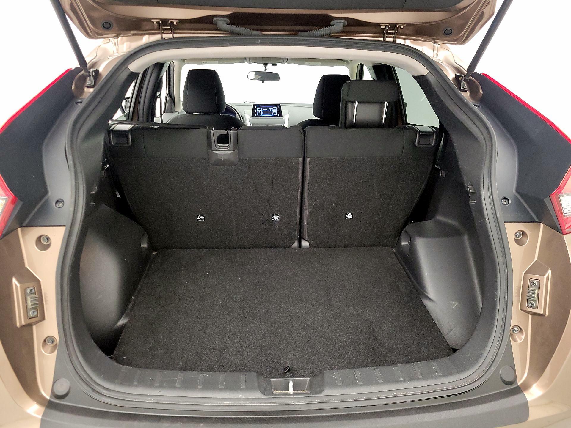 Thumbnail: 2018 Mitsubishi Eclipse Cross - 20