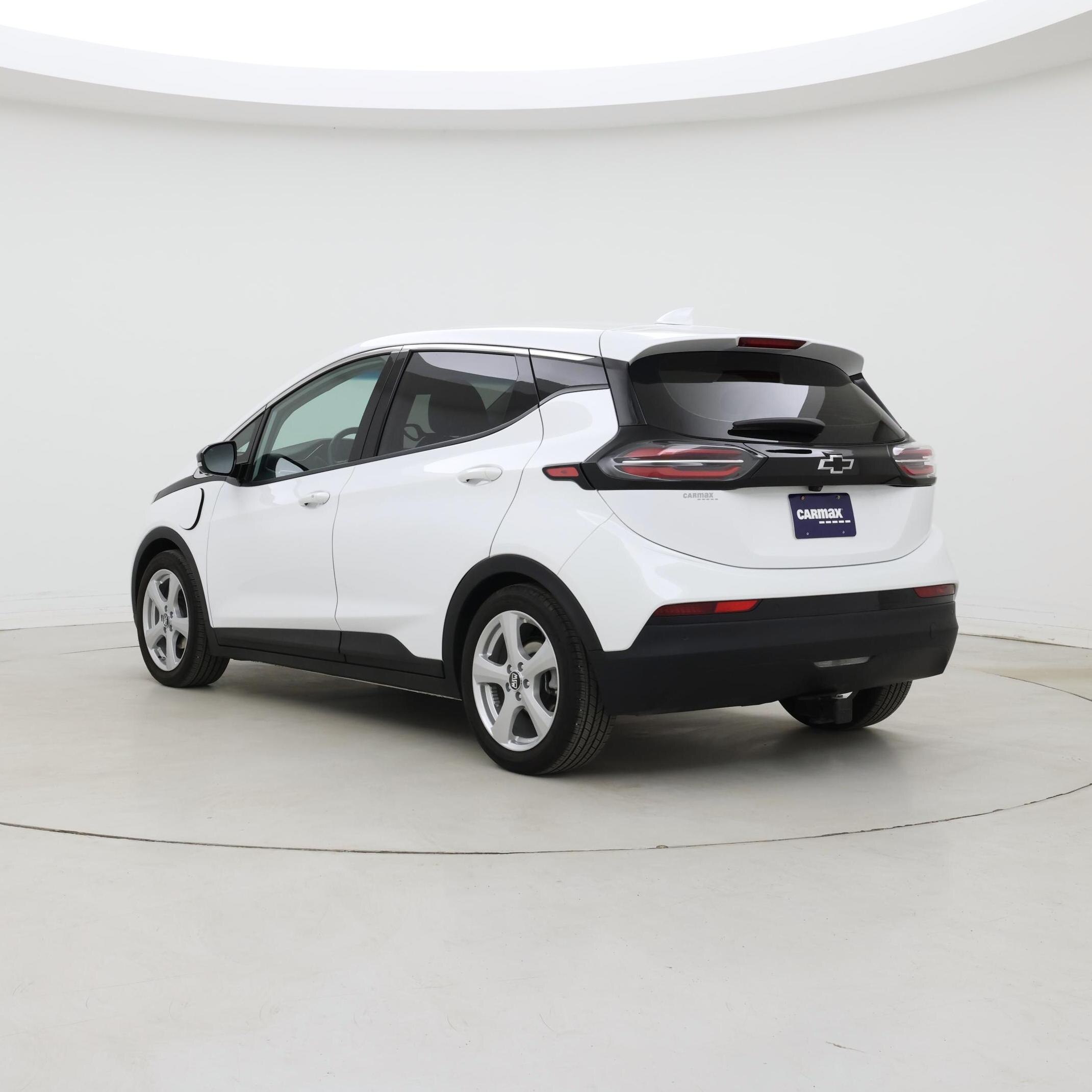 Thumbnail: 2023 Chevrolet Bolt EV - 2