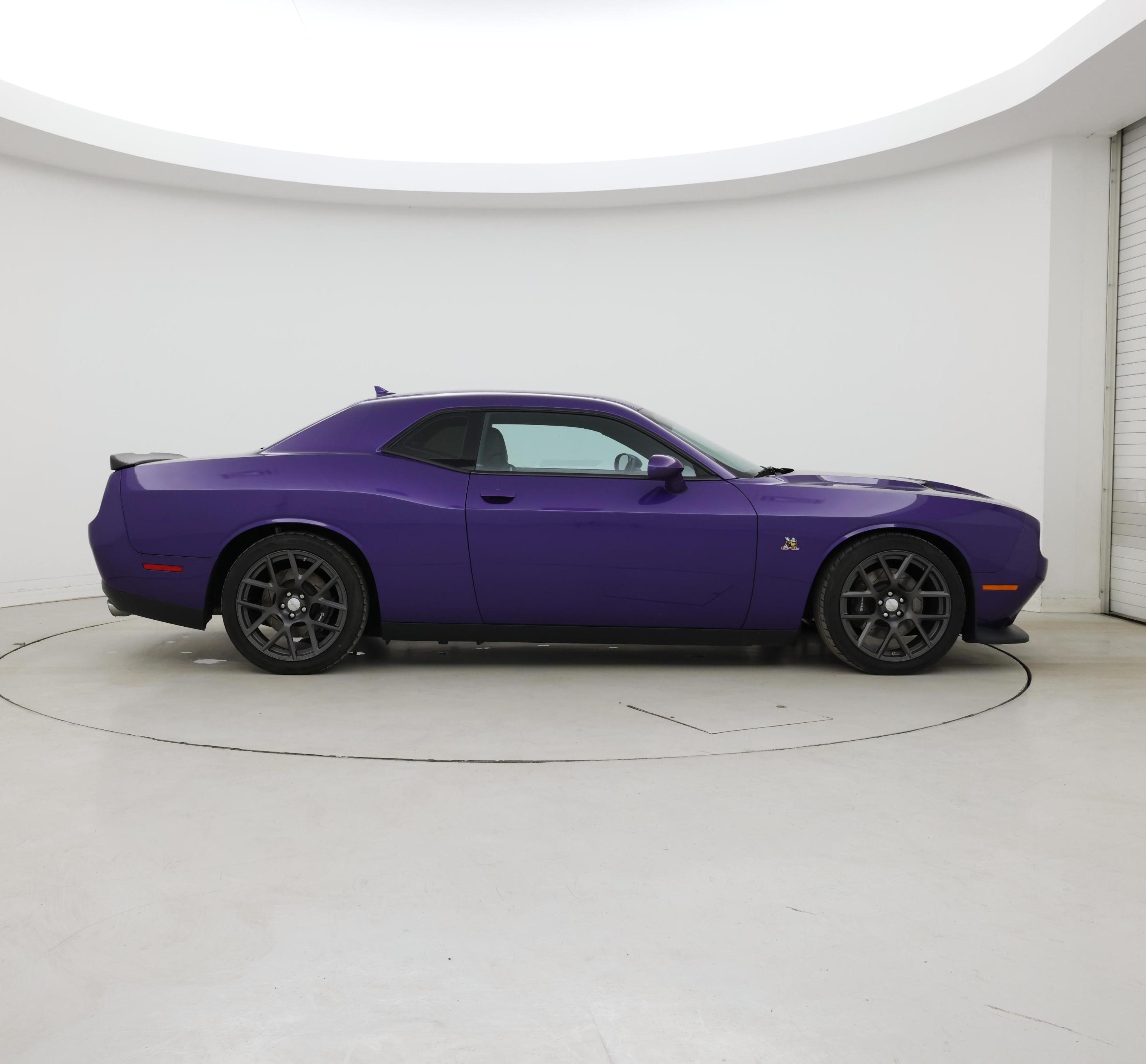 Thumbnail: 2016 Dodge Challenger - 7