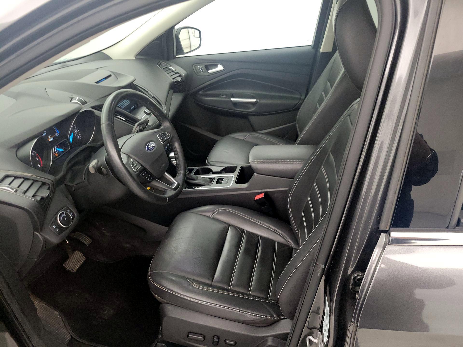 Thumbnail: 2018 Ford Escape - 11