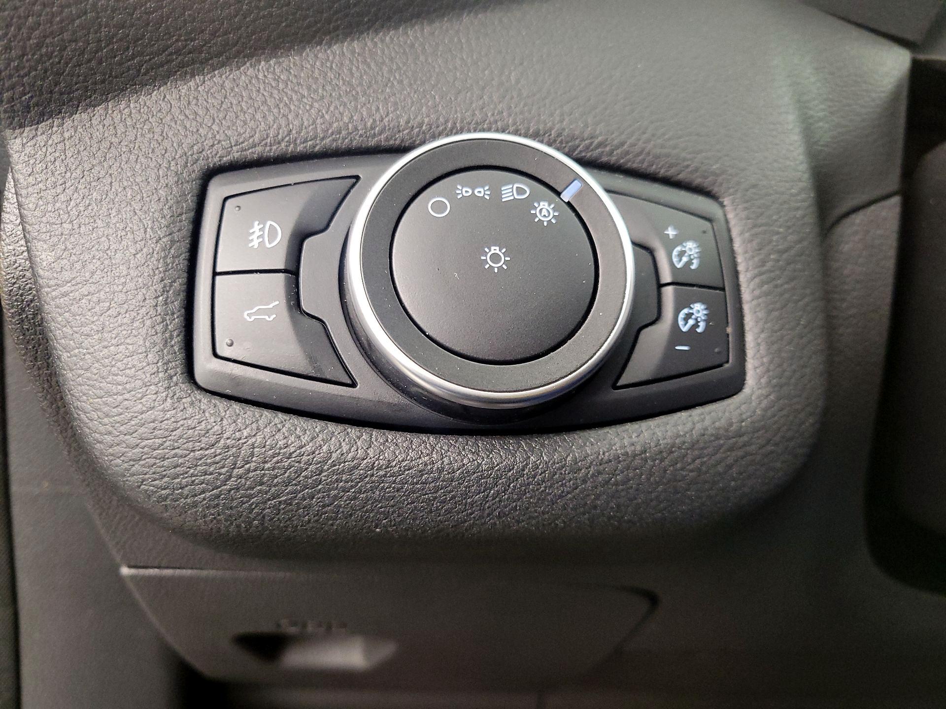 Thumbnail: 2018 Ford Escape - 13