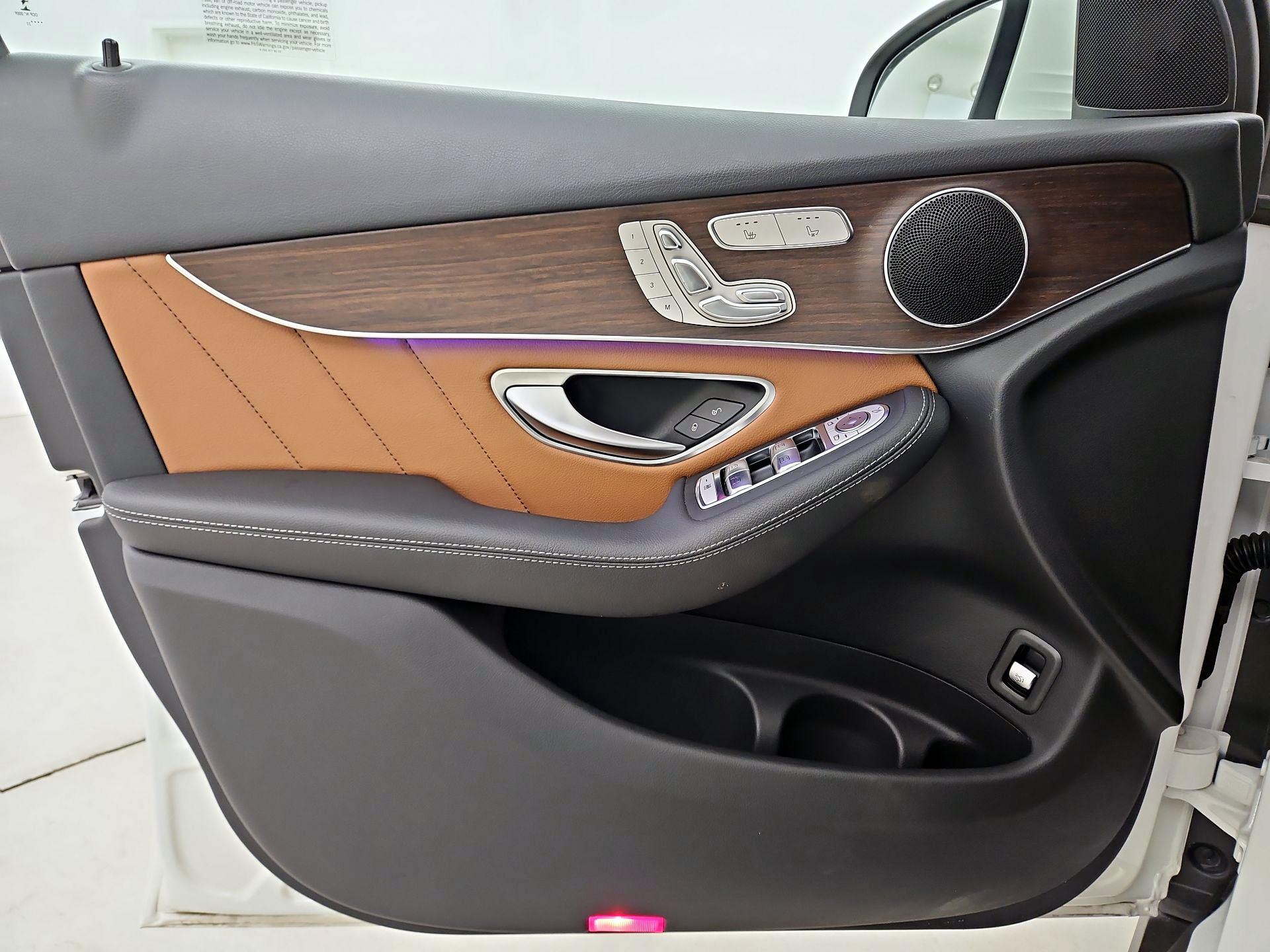 Thumbnail: 2022 Mercedes-Benz GLC - 12