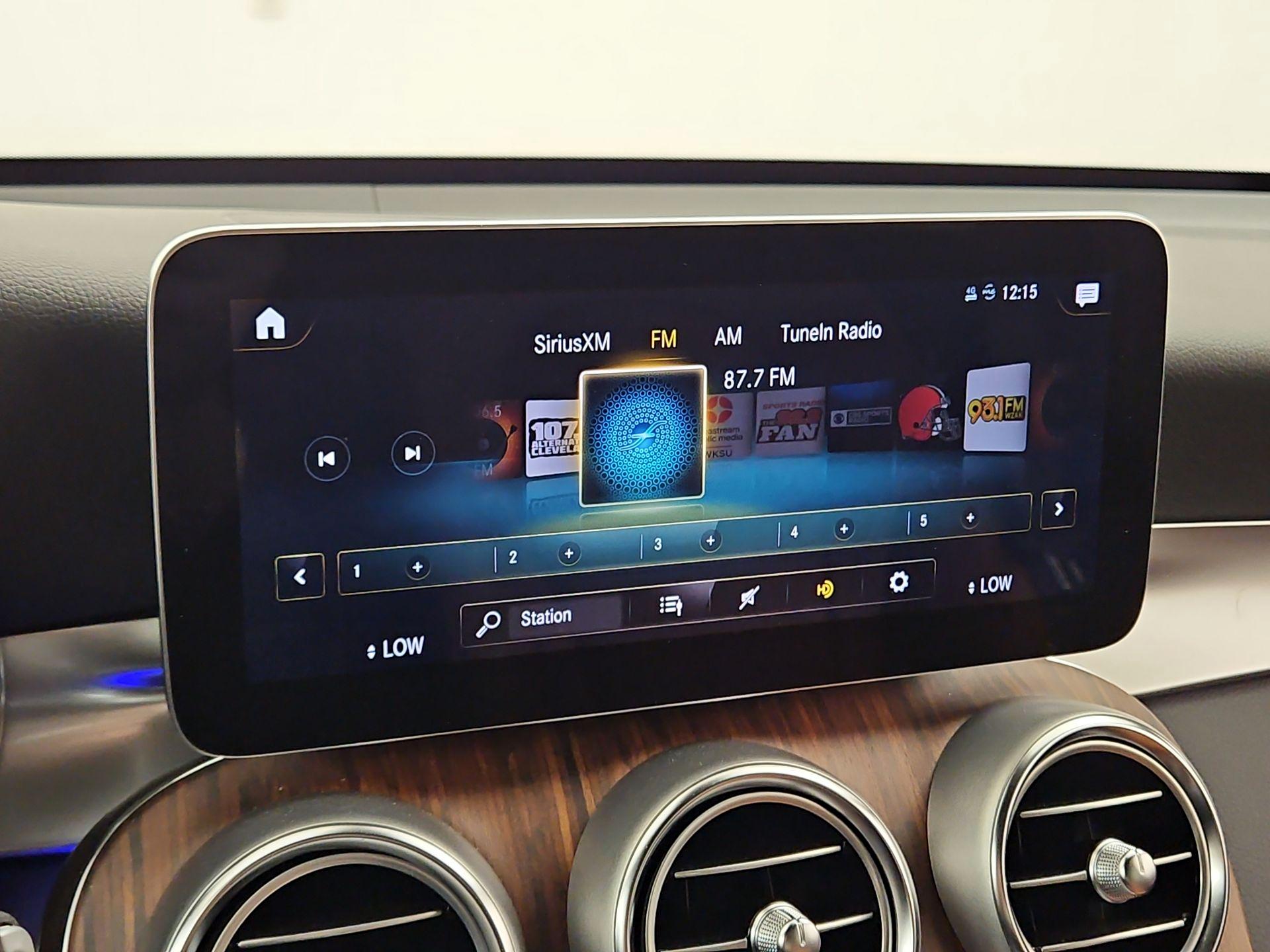 Thumbnail: 2022 Mercedes-Benz GLC - 16