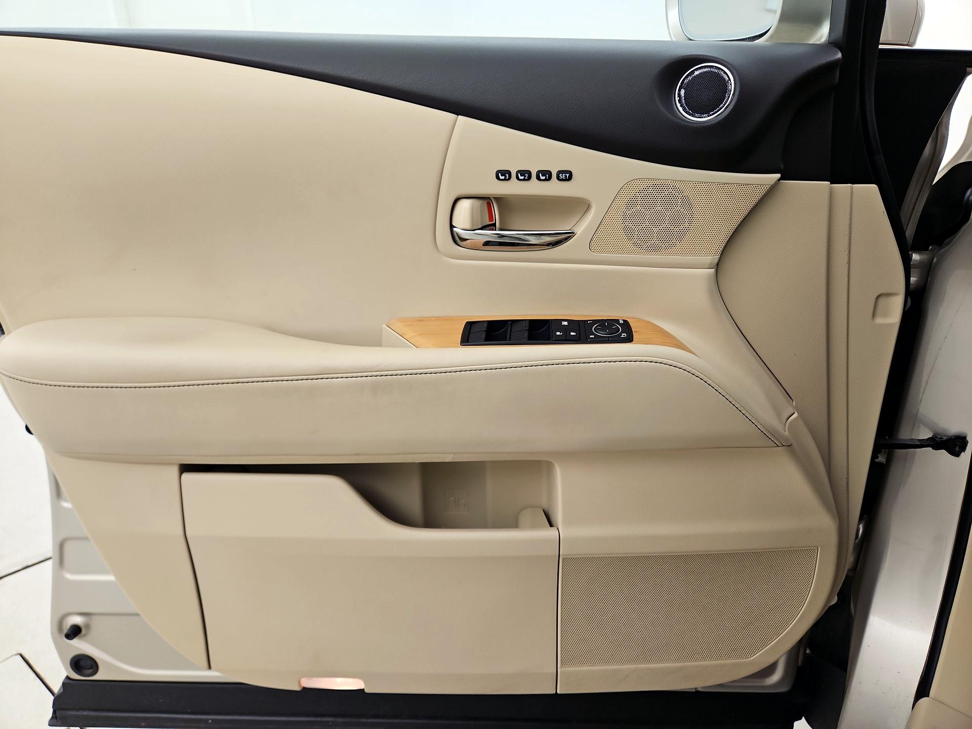 Thumbnail: 2014 Lexus RX - 12