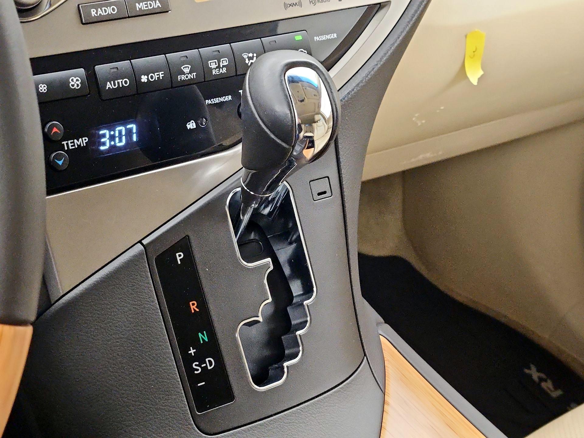 Thumbnail: 2014 Lexus RX - 18