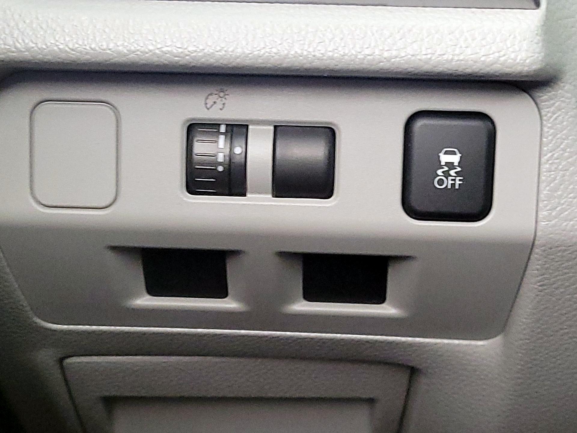 Thumbnail: 2015 Subaru Forester - 13