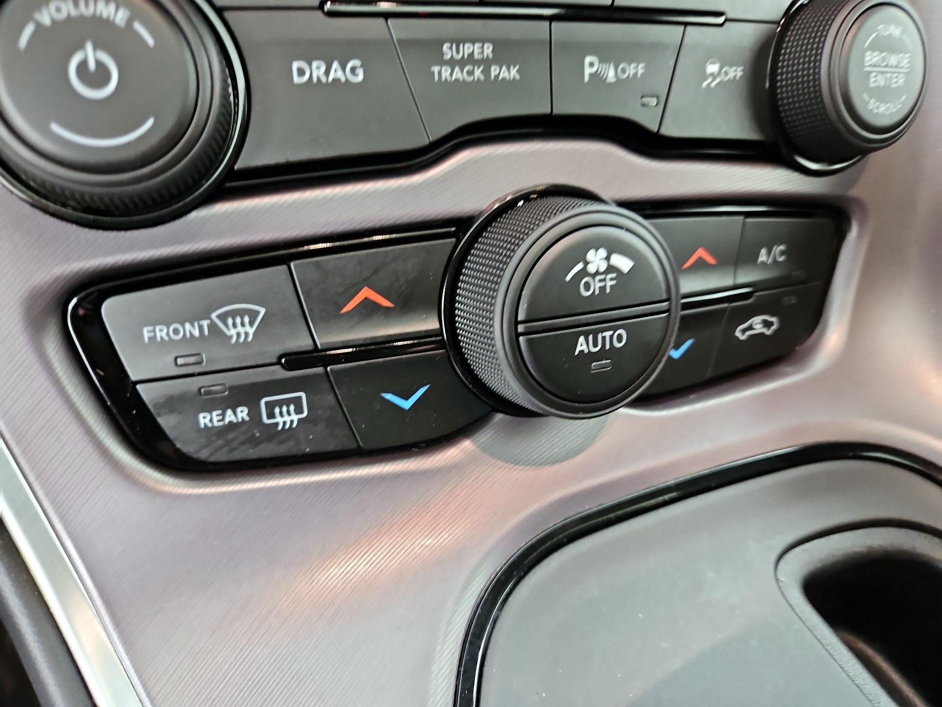 Thumbnail: 2021 Dodge Challenger - 16