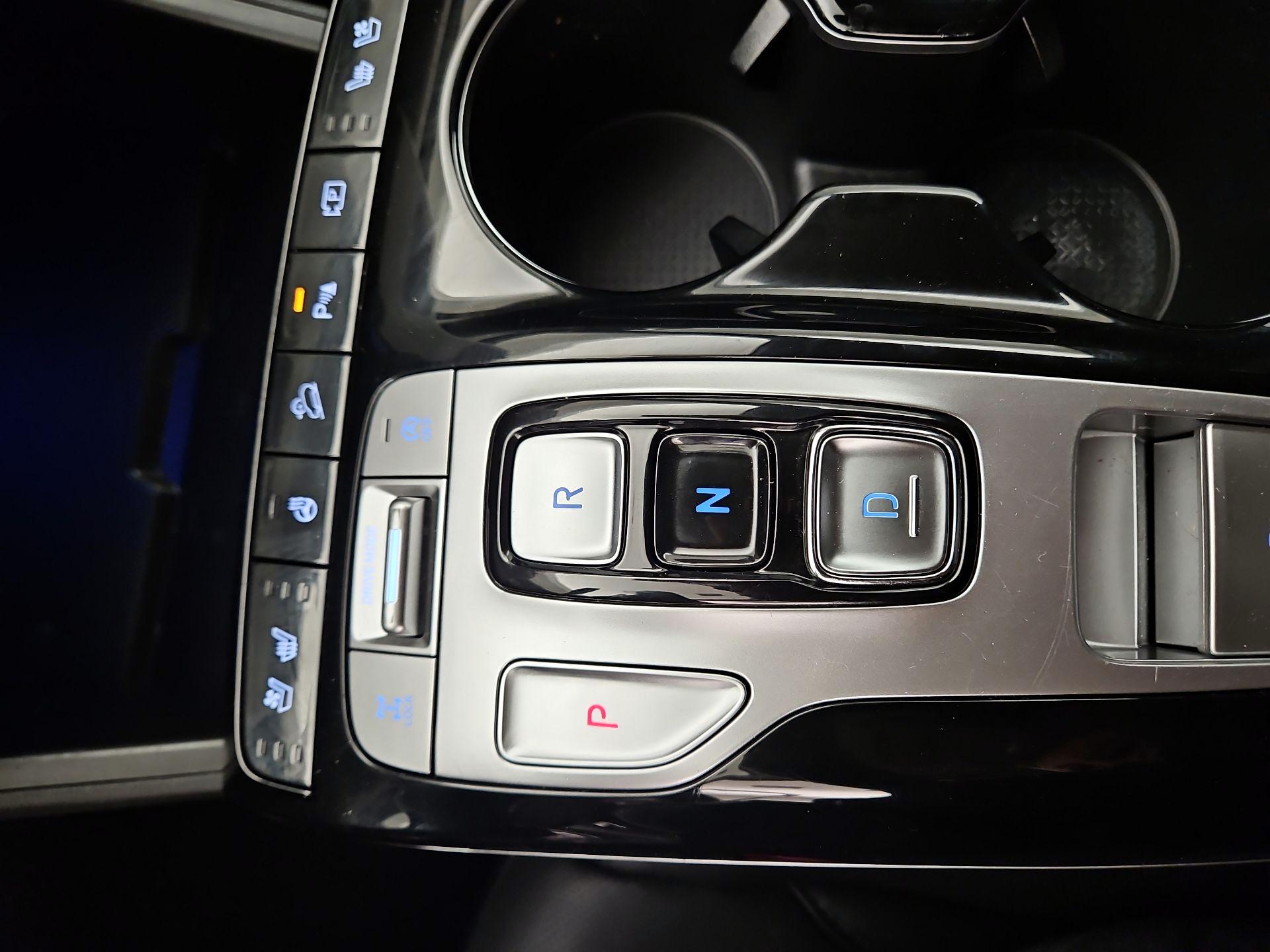Thumbnail: 2023 Hyundai Tucson - 18