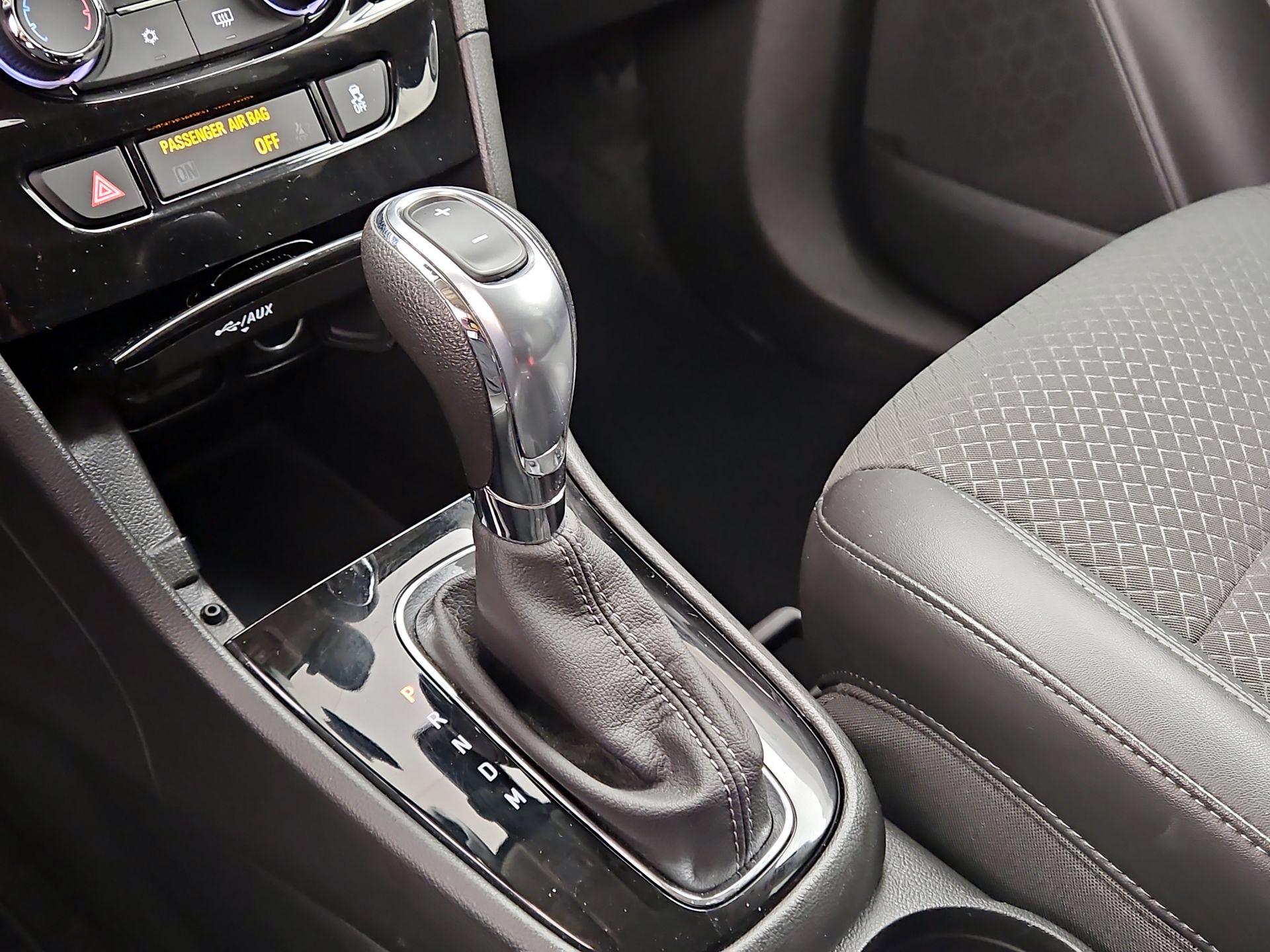 Thumbnail: 2019 Buick Encore - 17
