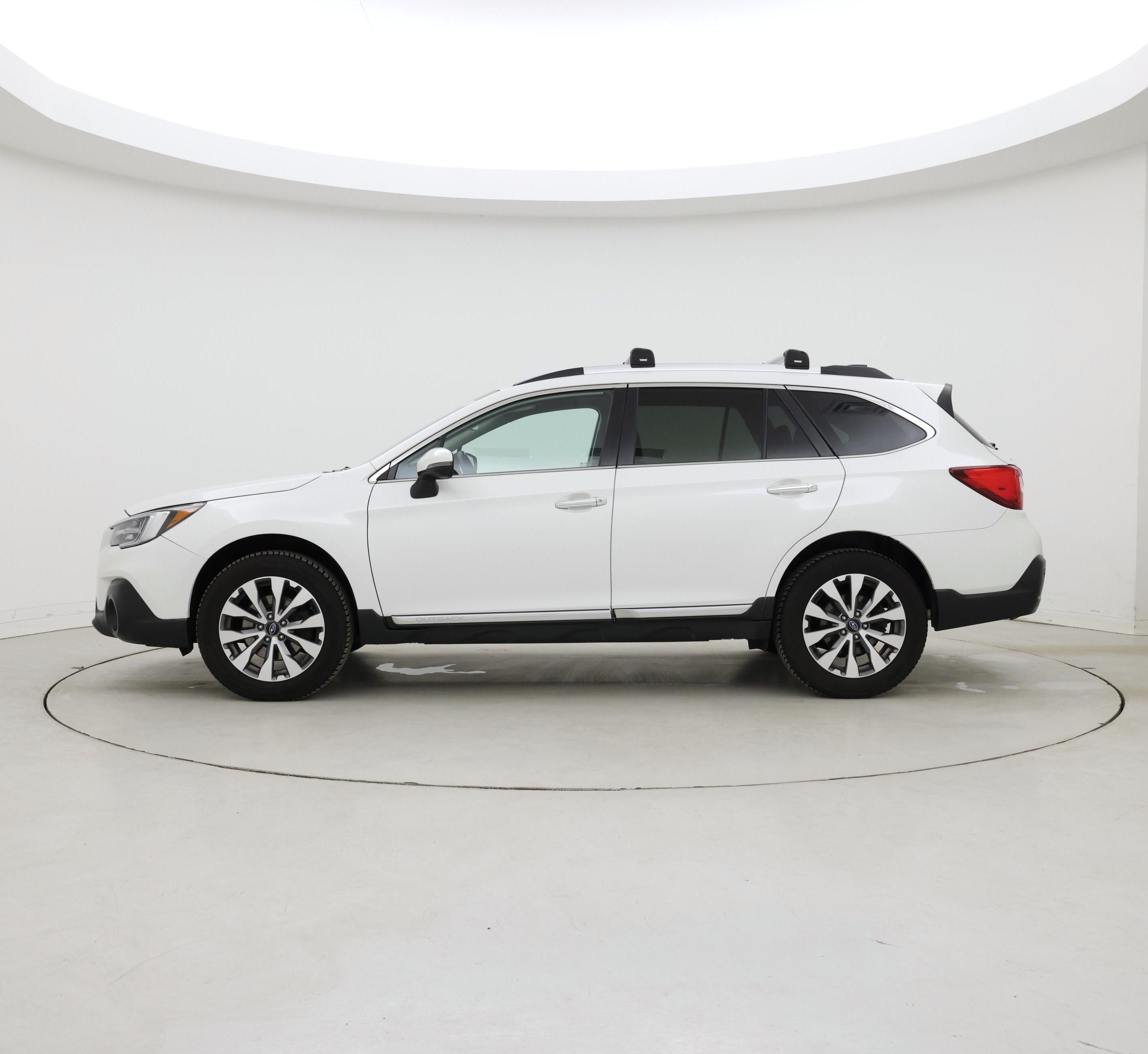 Thumbnail: 2019 Subaru Outback - 3